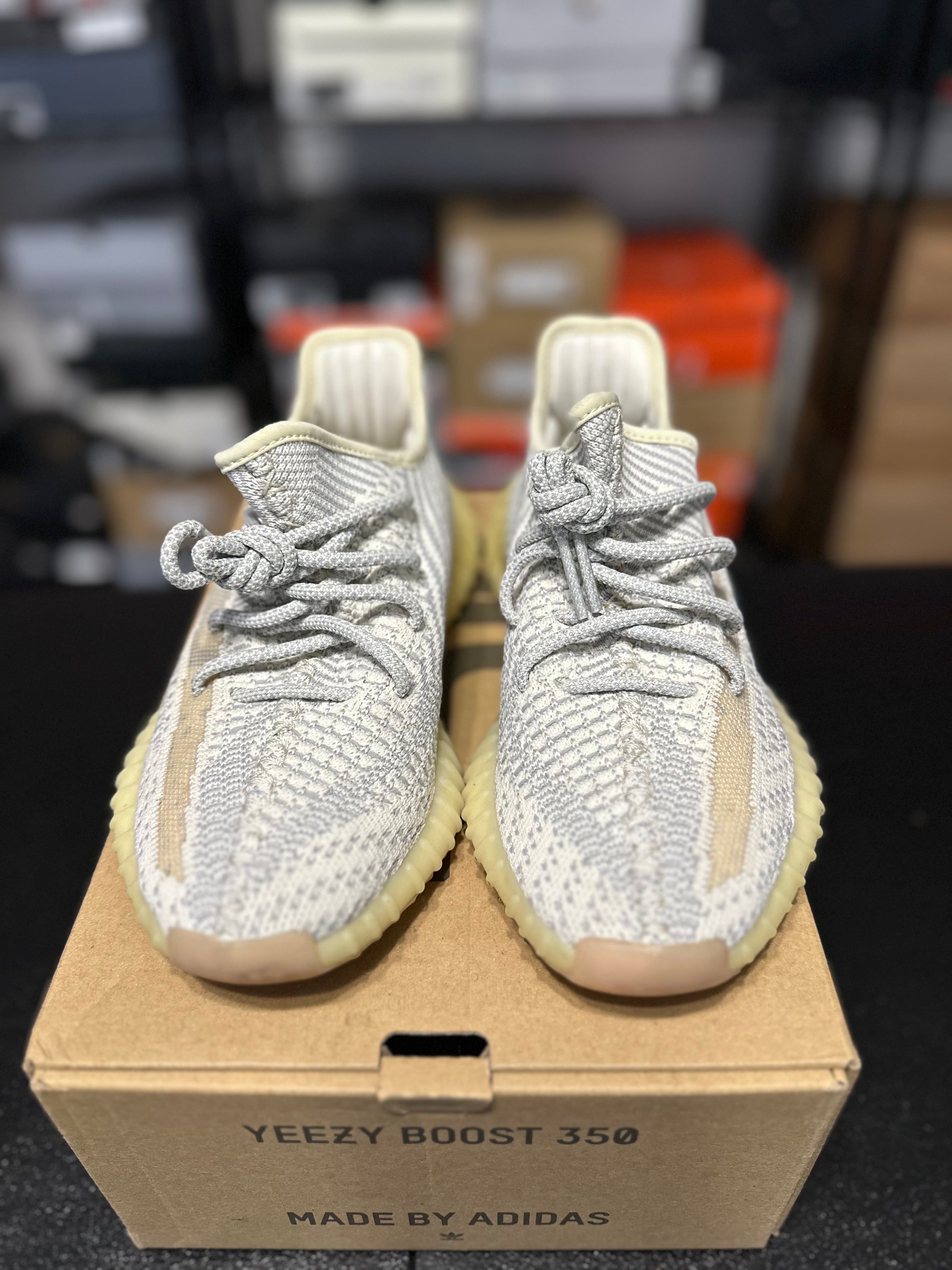Size 5 - YZY 350 lundmark
