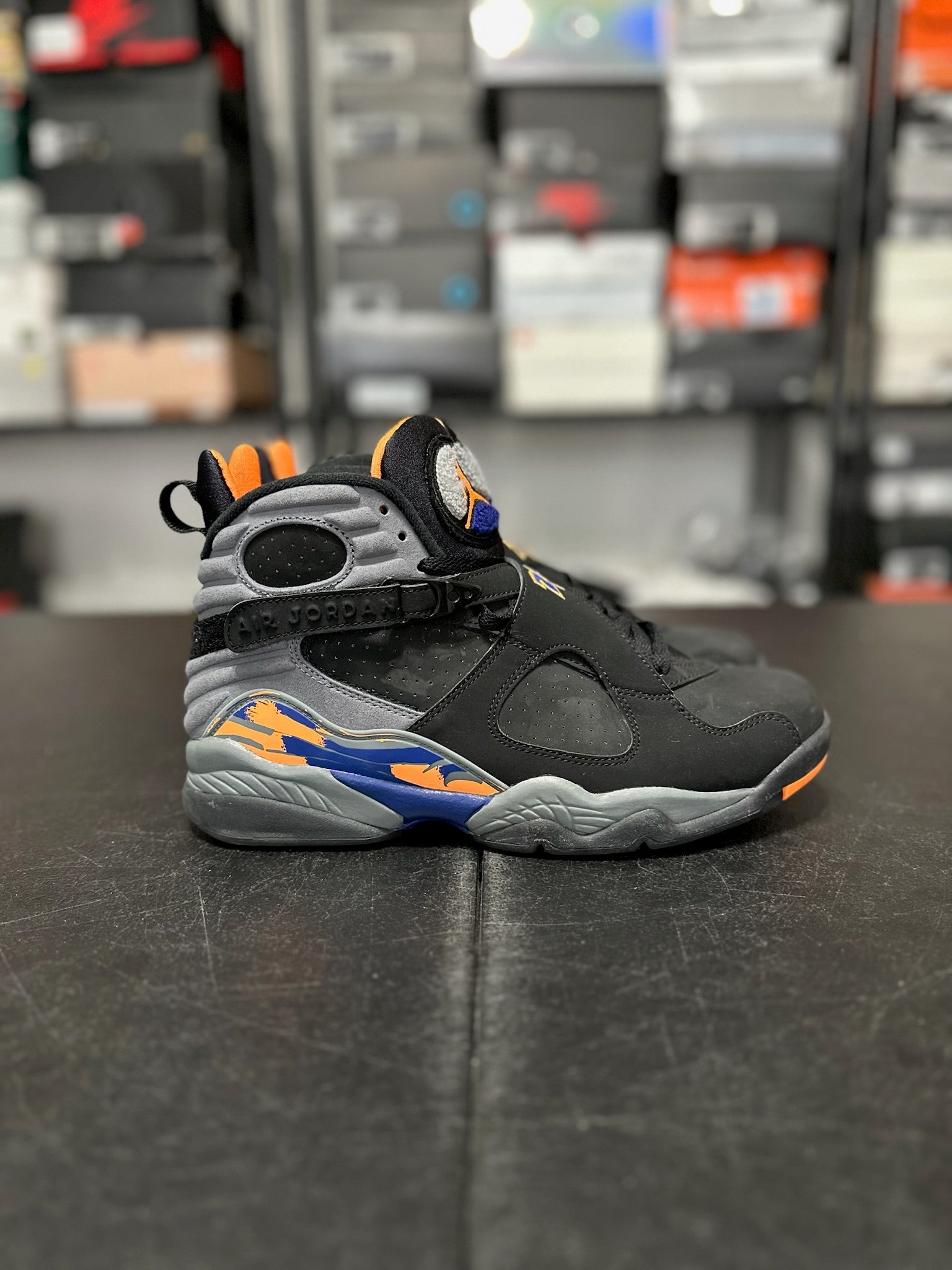 Size 9.5 - J8 Phoenix Suns