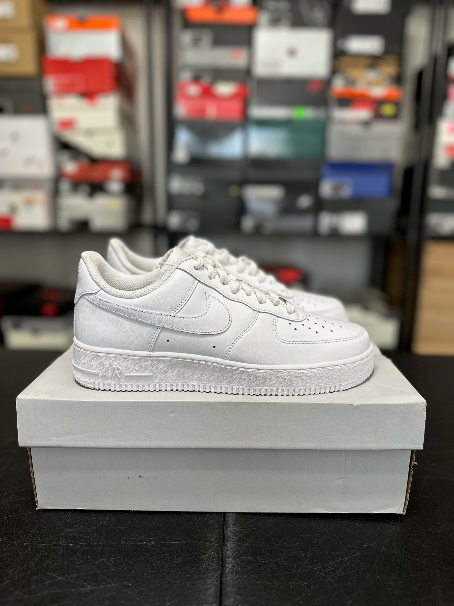 Size 8.5 - AF 1 ‘07 White