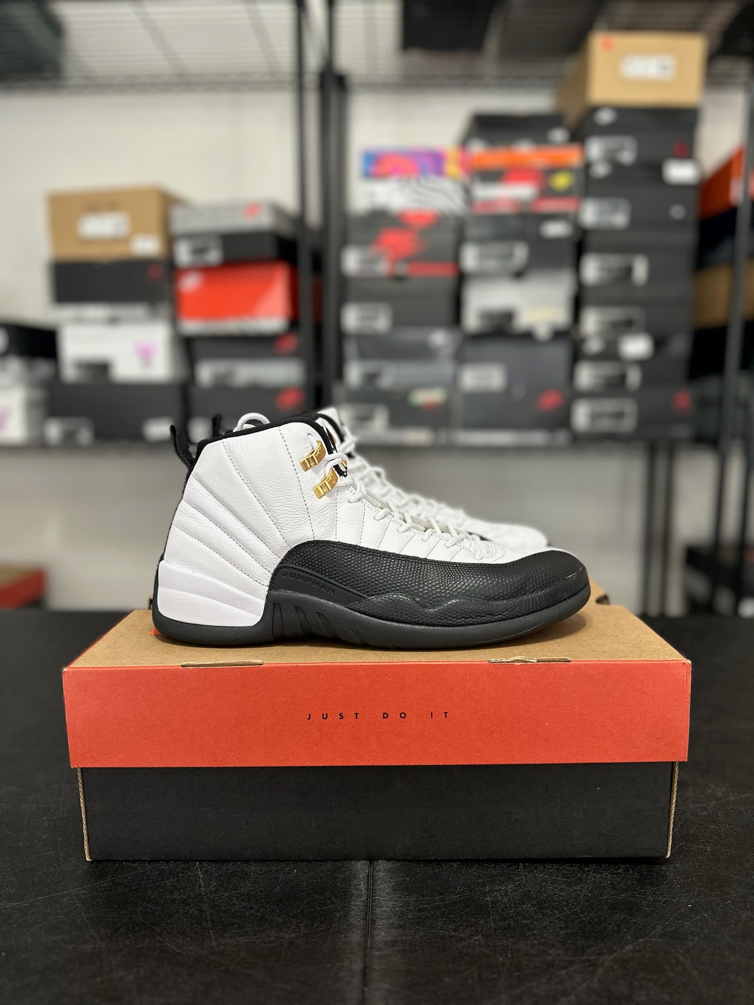 Size 10.5 - J12 Taxi