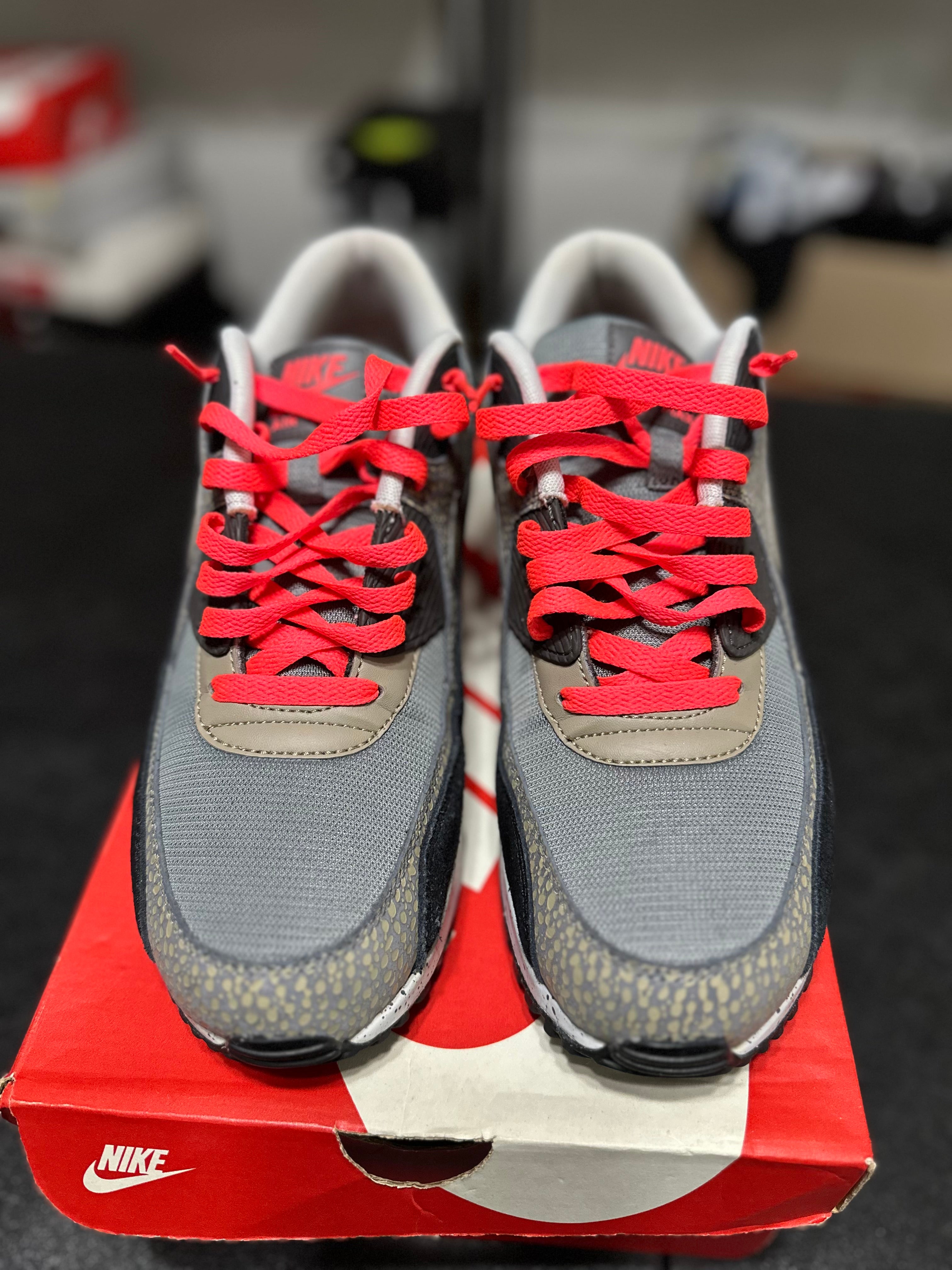 Size 11 - air max 90 bamboo safari