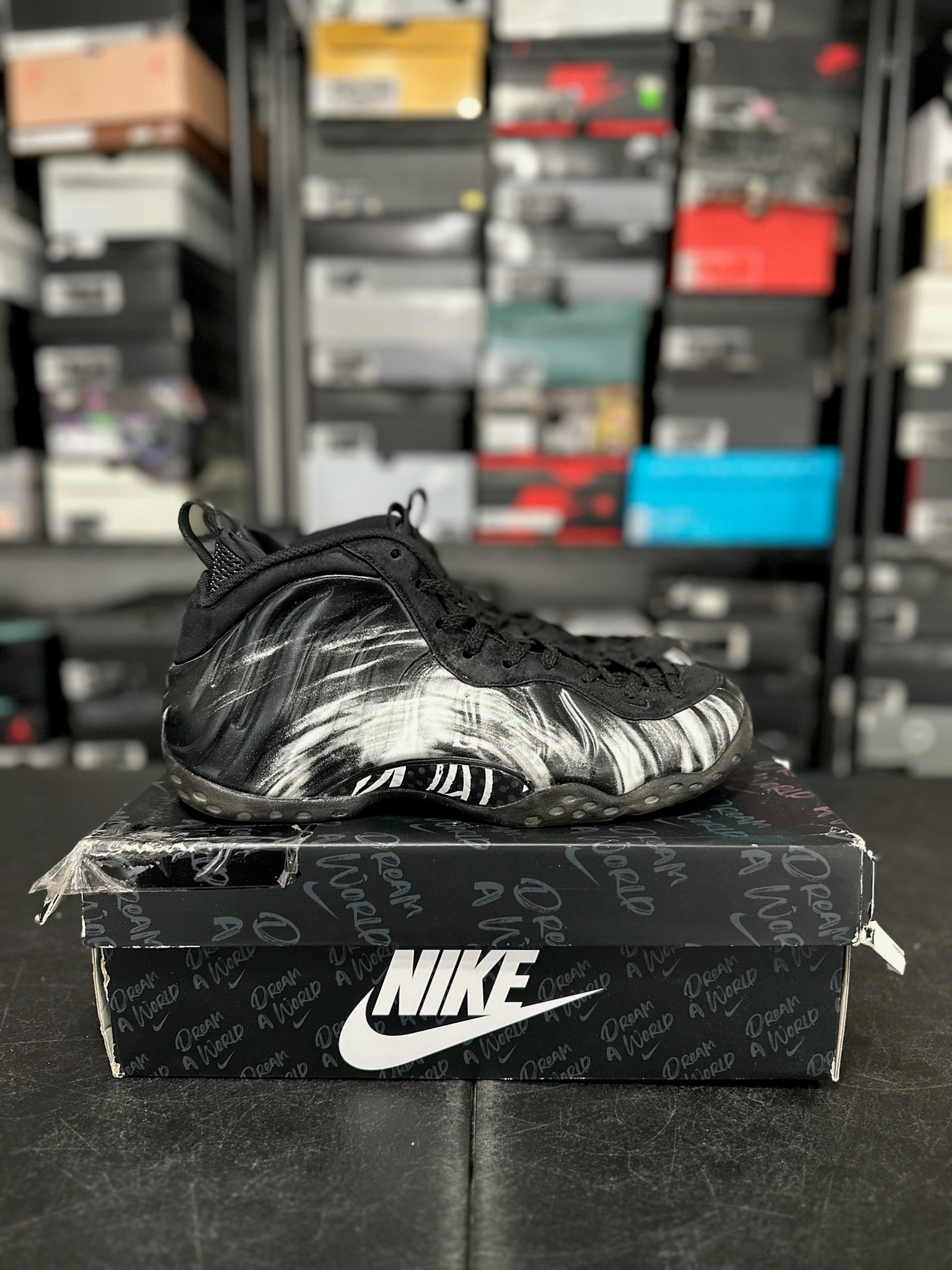 Size 10.5 - Foamposite 1 Dream A World Black