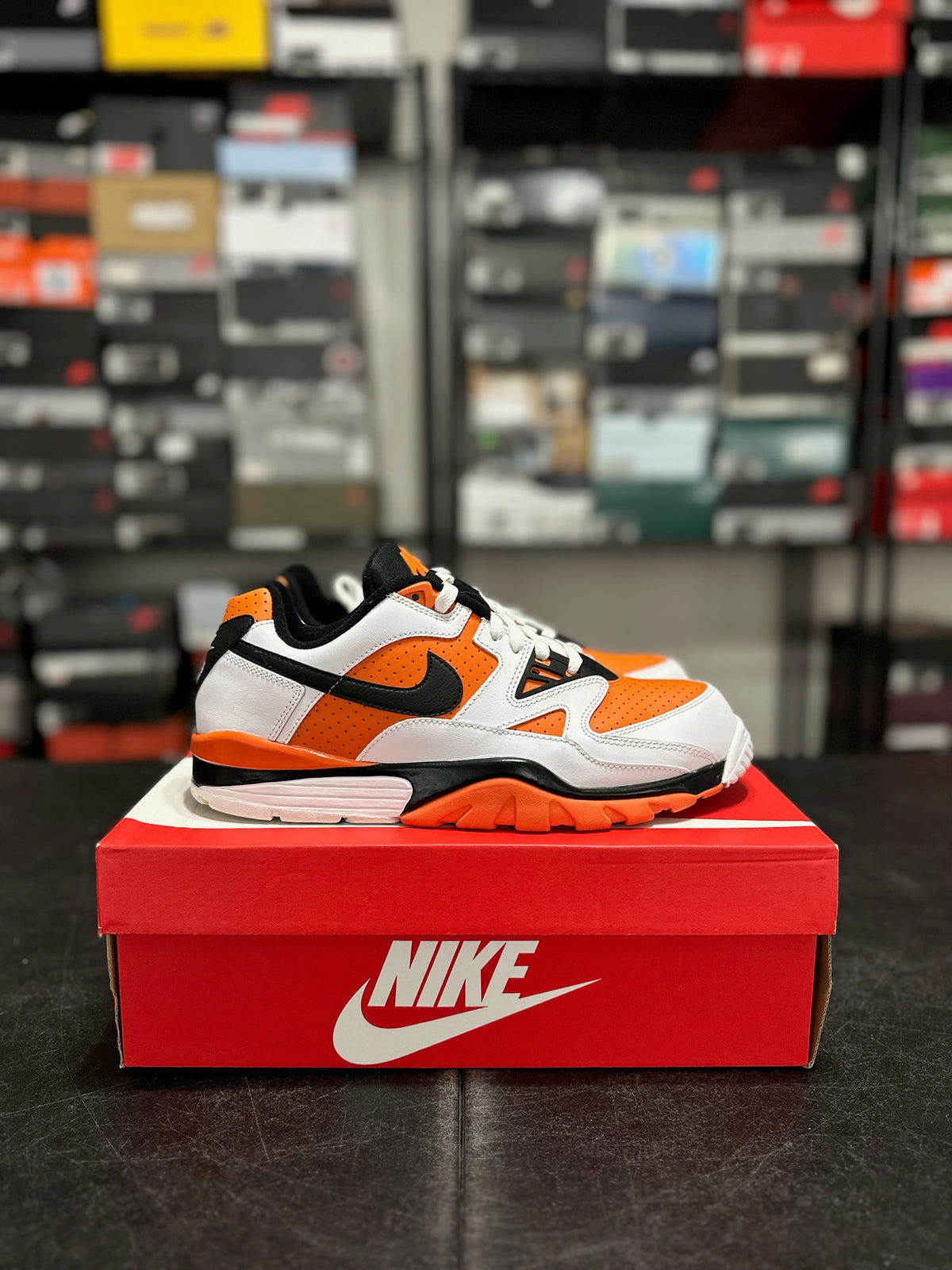 Size 10.5 - air cross trainer 3 low starfish