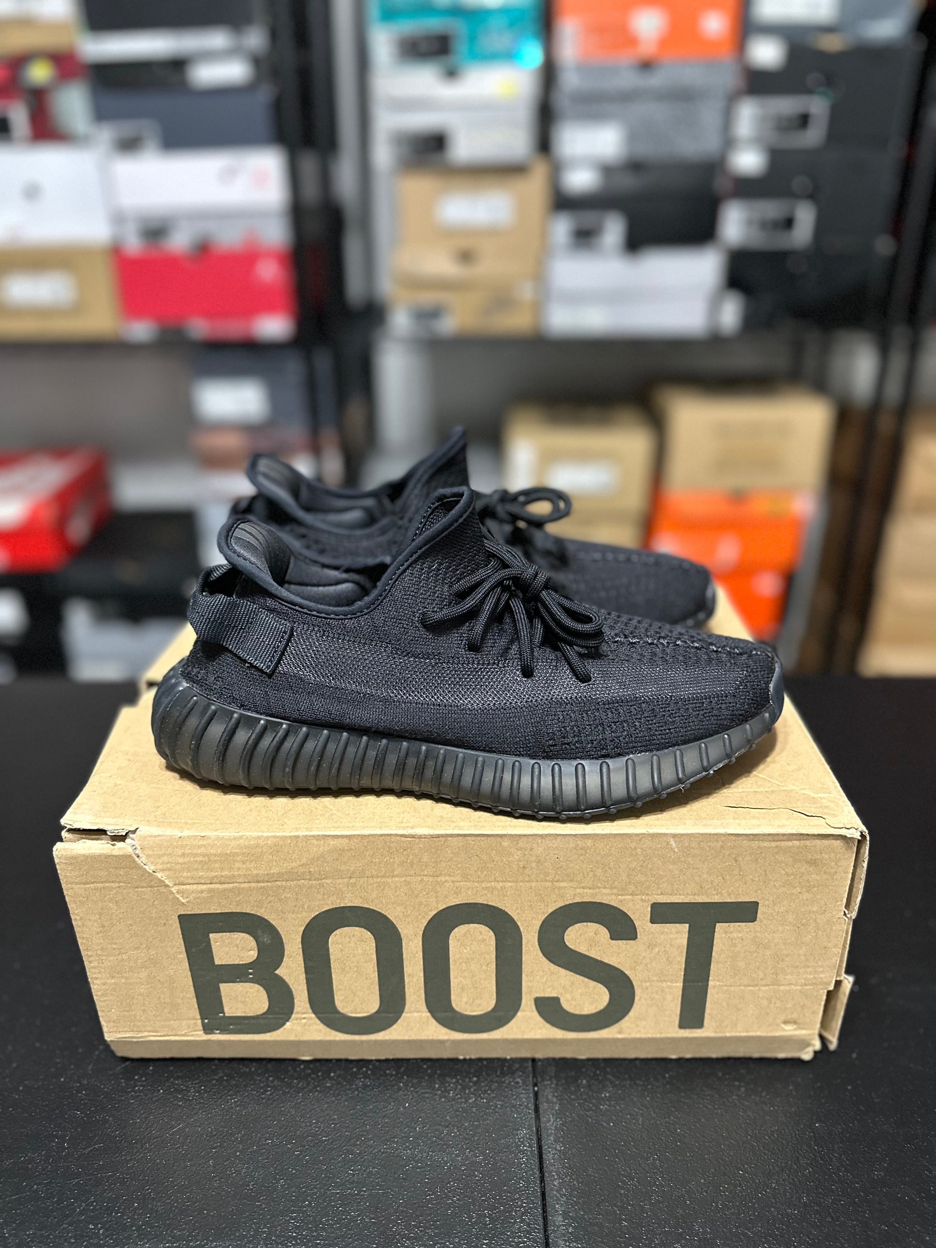 Size 9 - YZY 350 onyx