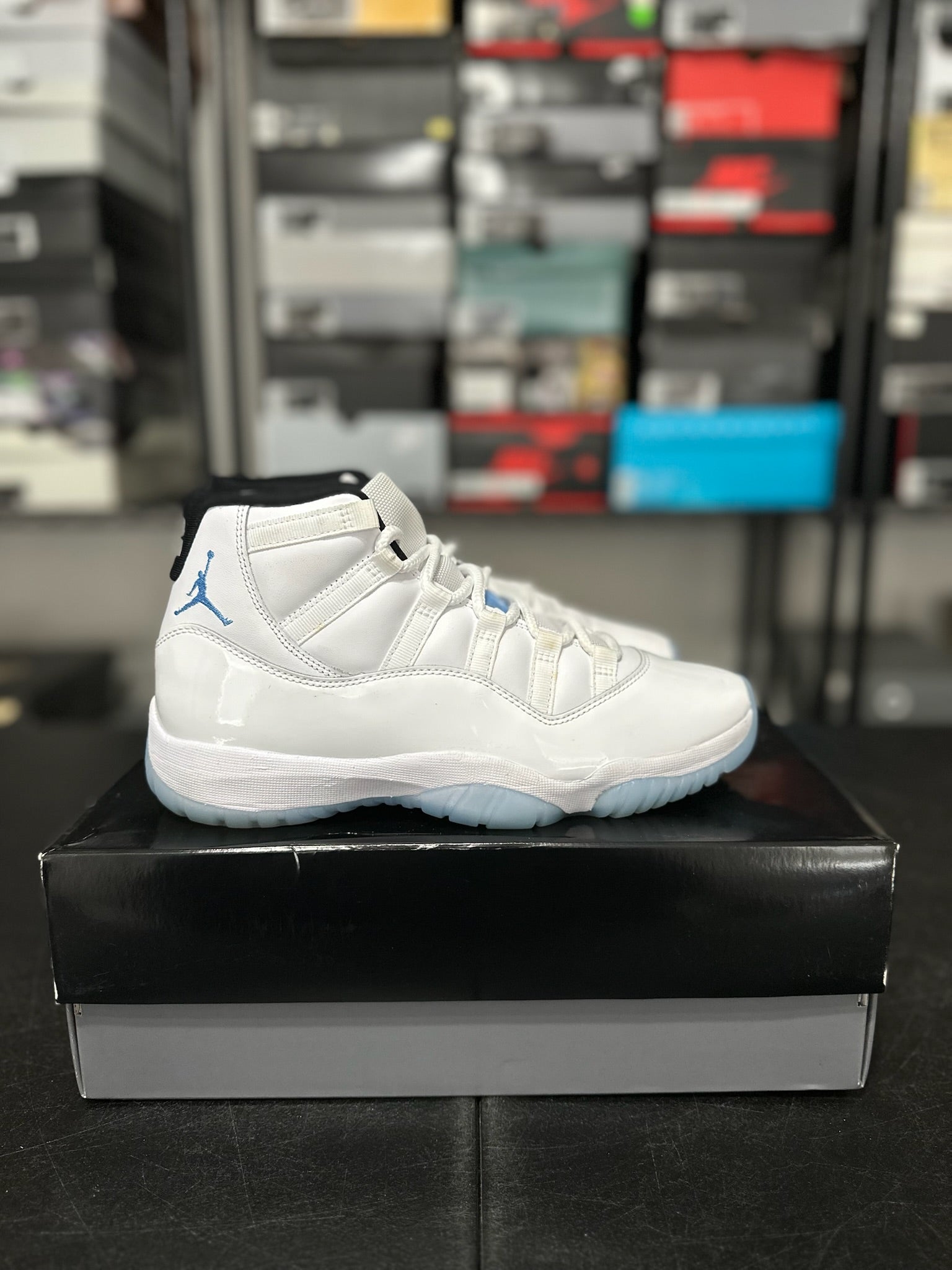 Size 8.5 - J11 Legend Blue