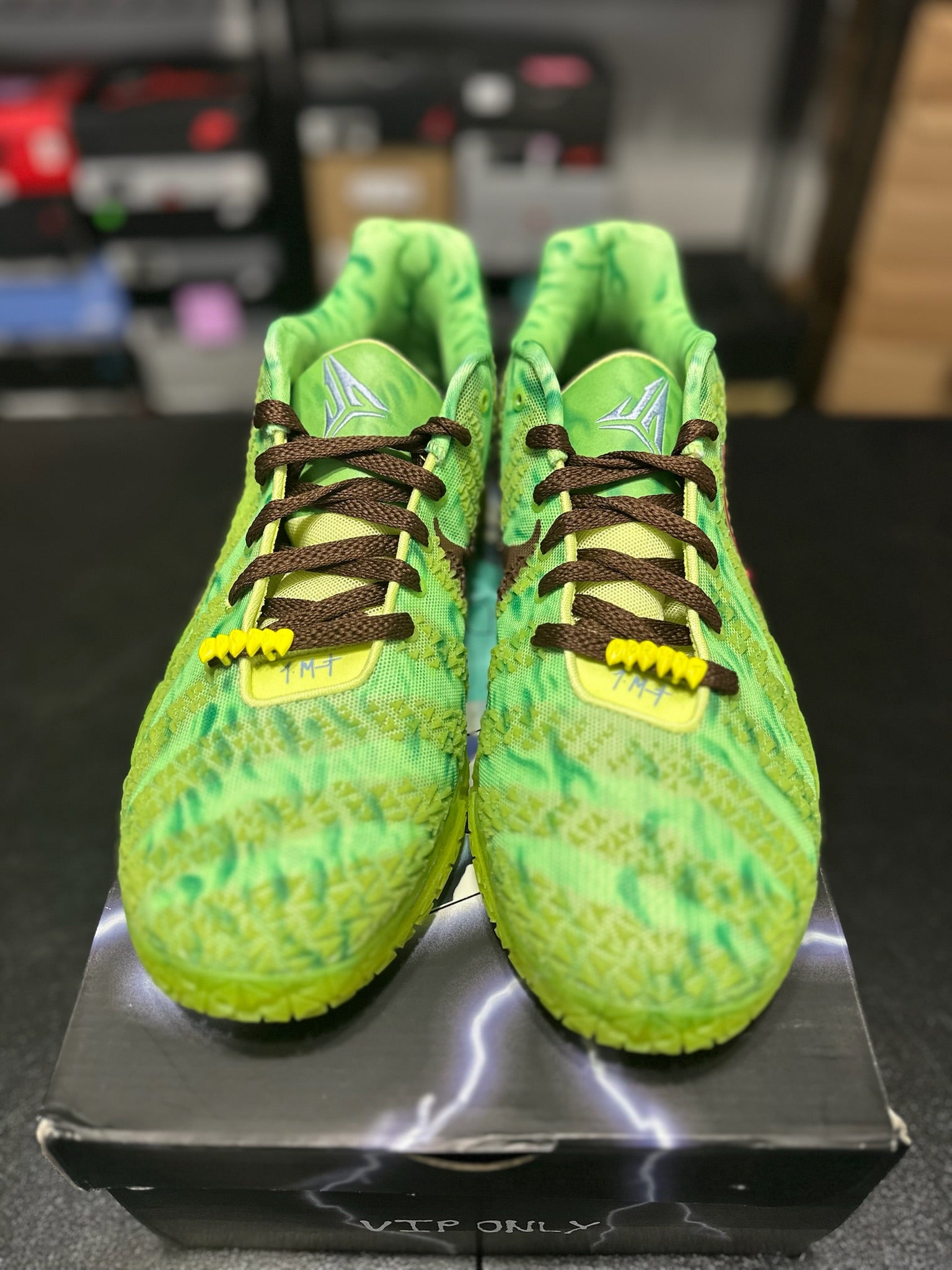 Size 13 - Ja 3 Zombie