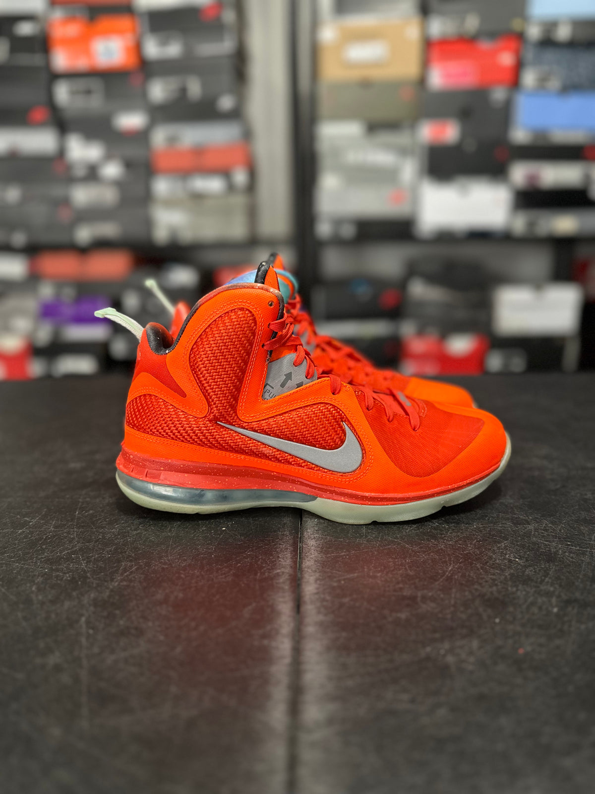 Size 9 - LeBron 9 big bang