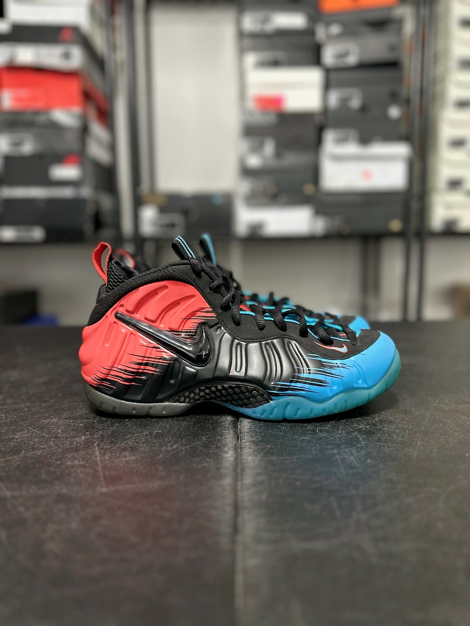 Size 10 - Foamposite Pro Spider-Man