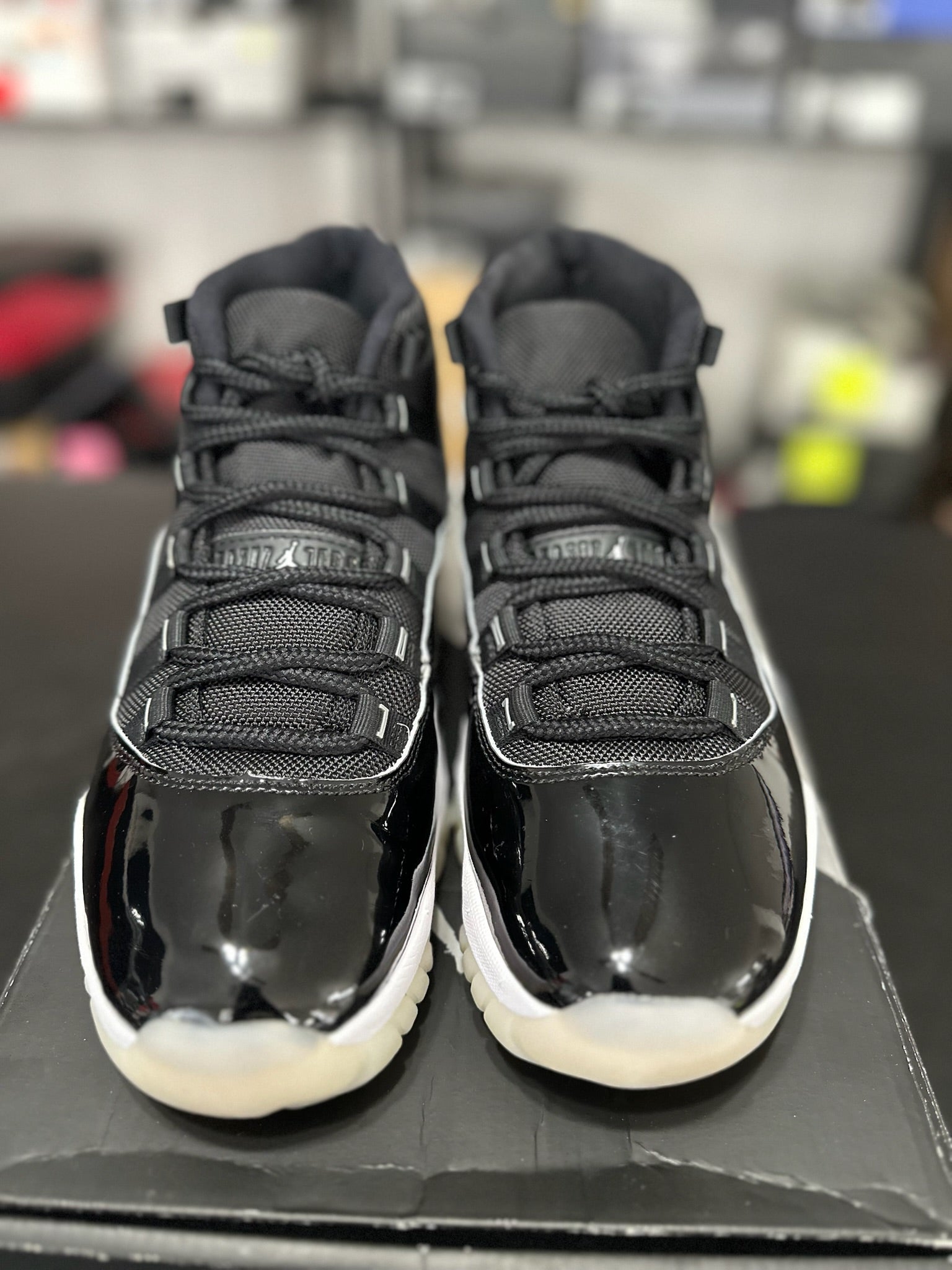 Size 8.5 - J11 Jubilee 25th Anniversary