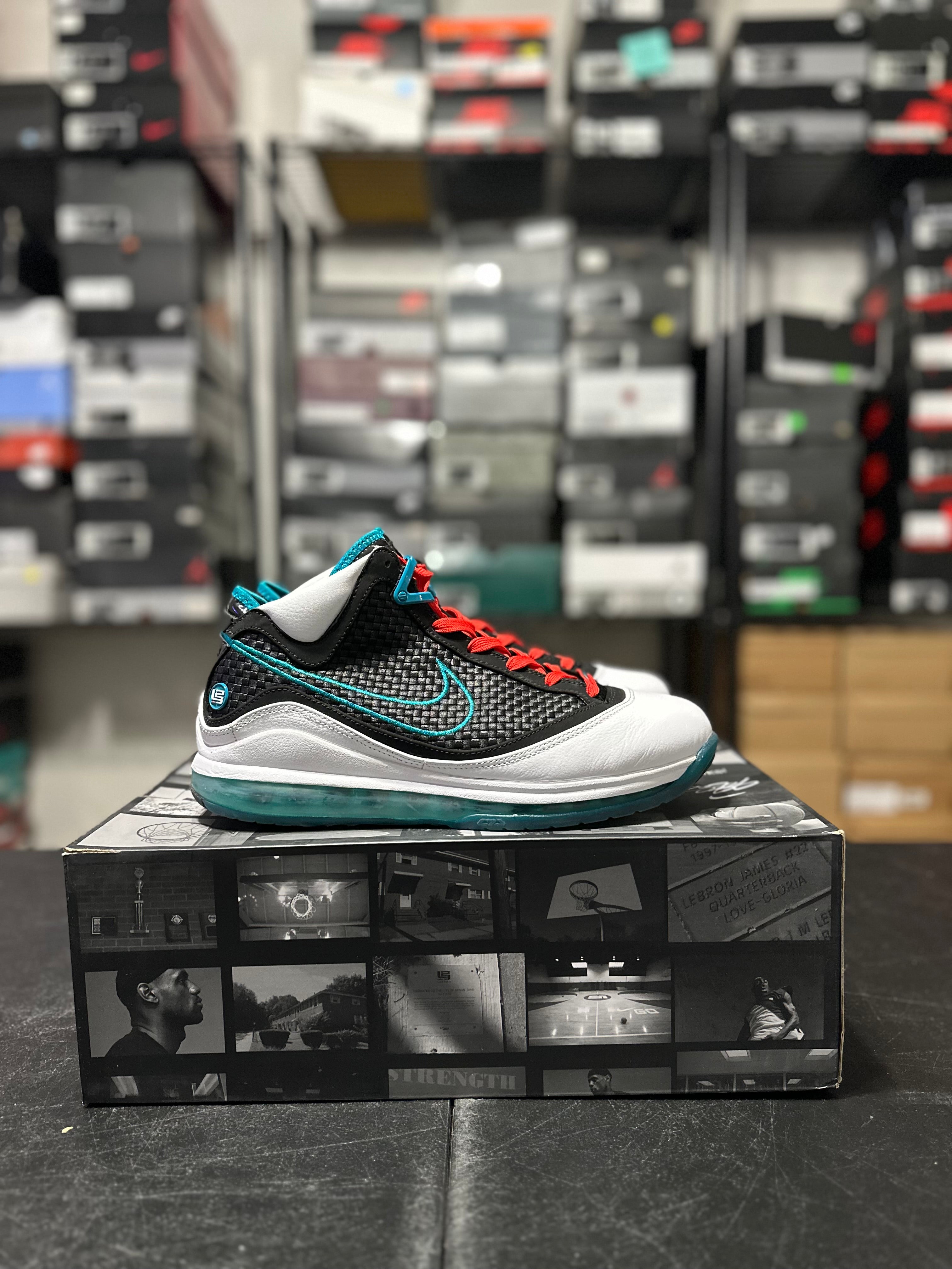 Size 9.5 - LeBron 7 red carpet