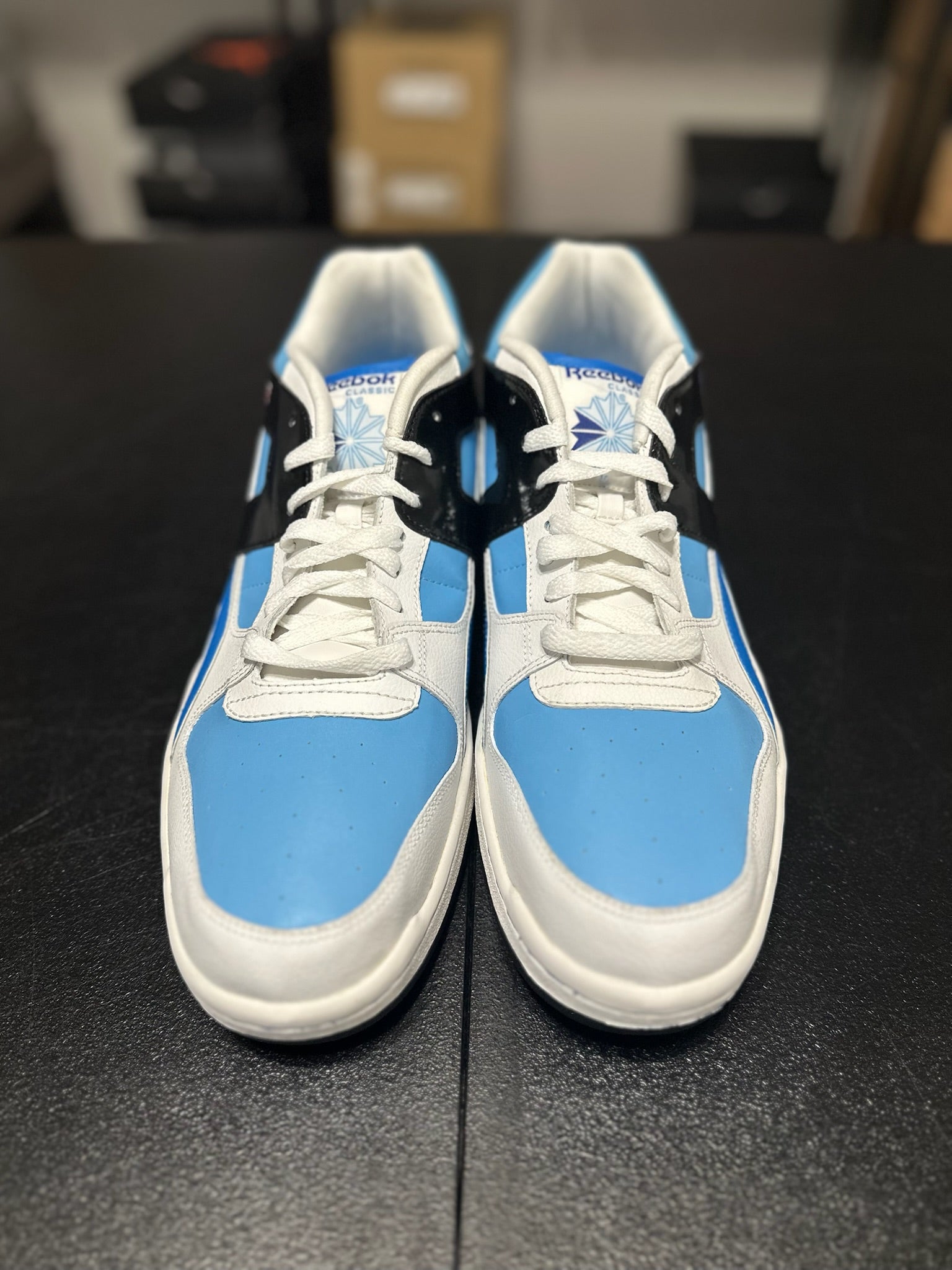 Size 13 - Reebok low blue/white