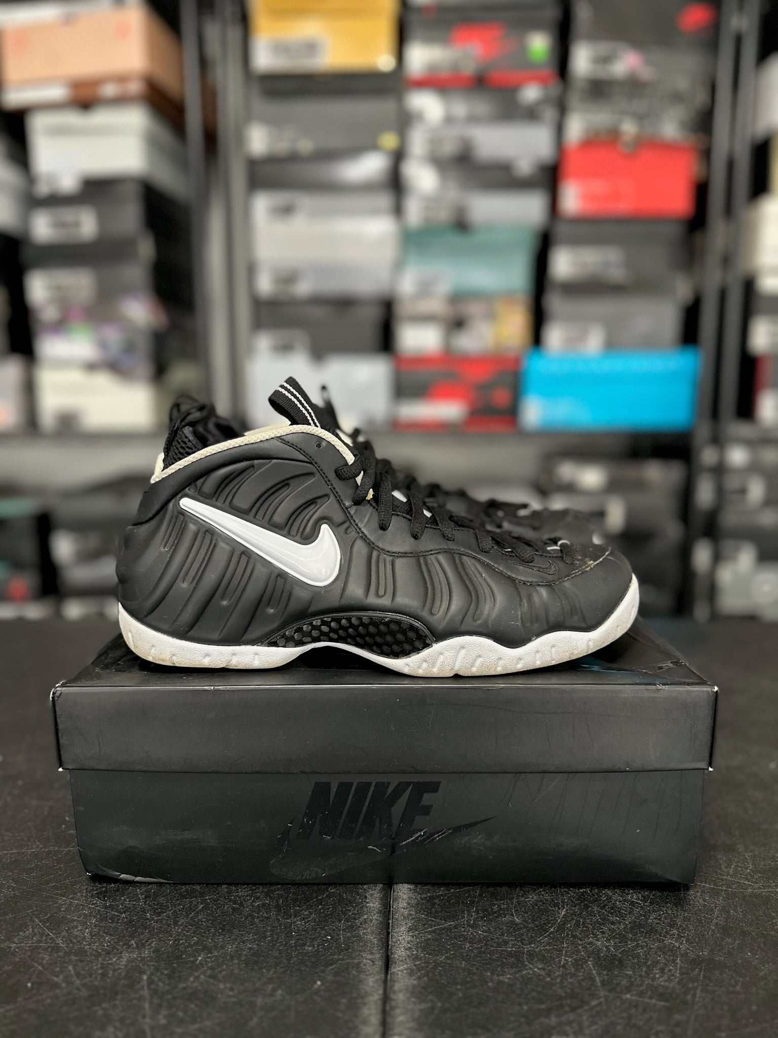 Size 10 - Foamposite Pro Dr. Doom