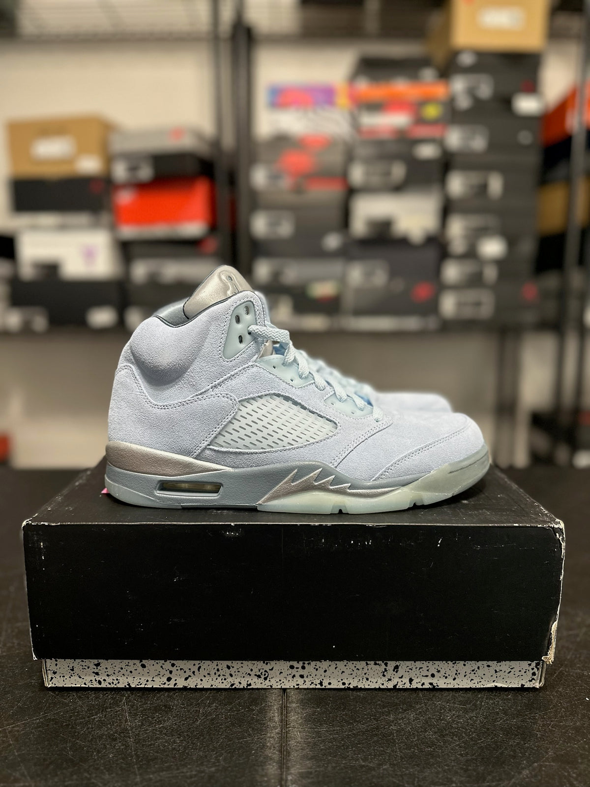 Size 9.5 - (11W) J5 Bluebird