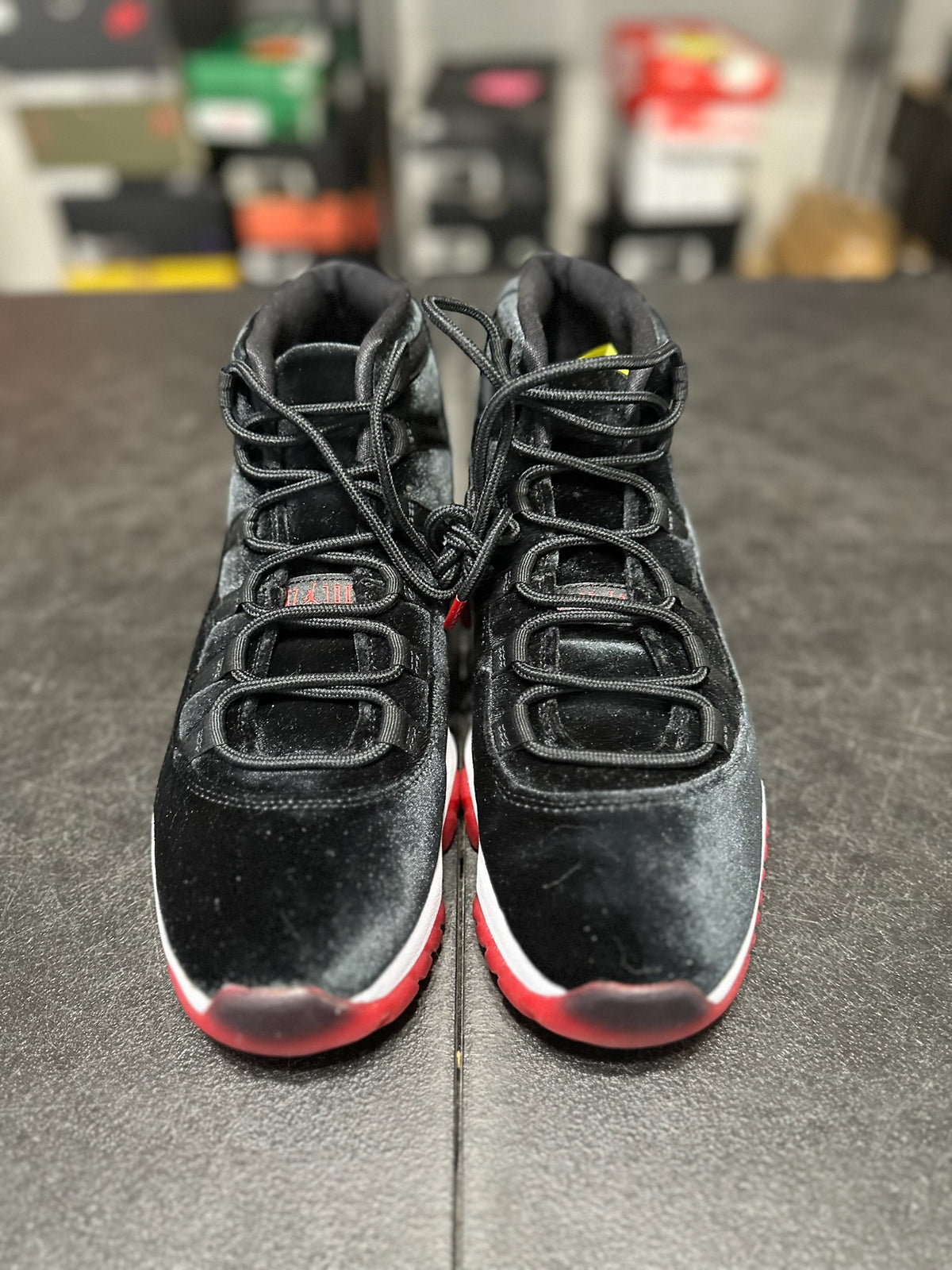 Size 9 - (10.5W) j11 bred velvet