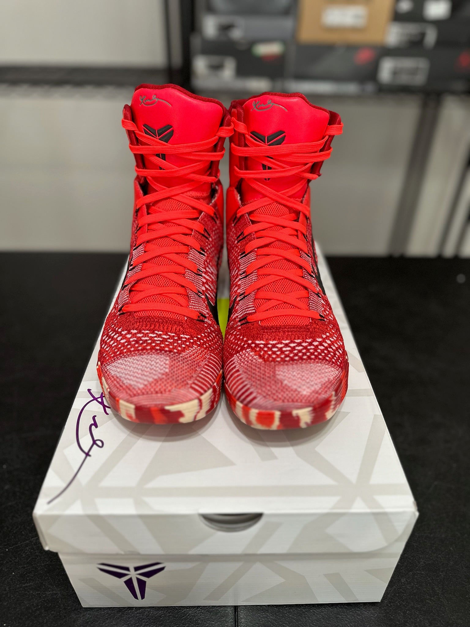 Size 9 - Kobe 9 Elite Christmas
