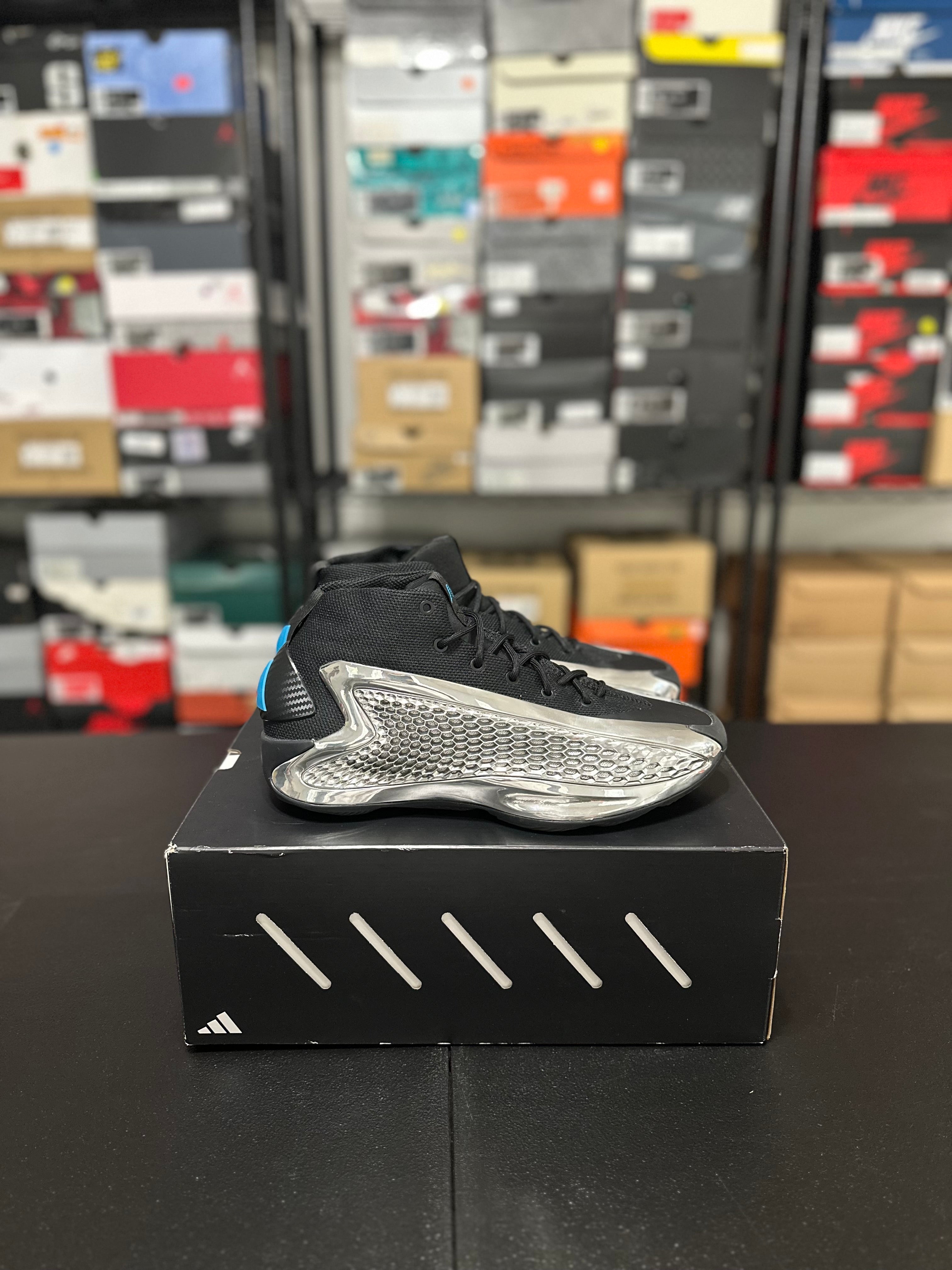 Size 8 - AE 1 chrome