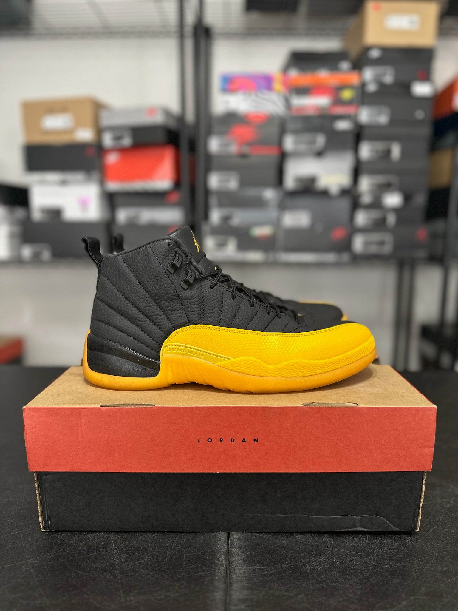 Size 12 - J12 Black university gold