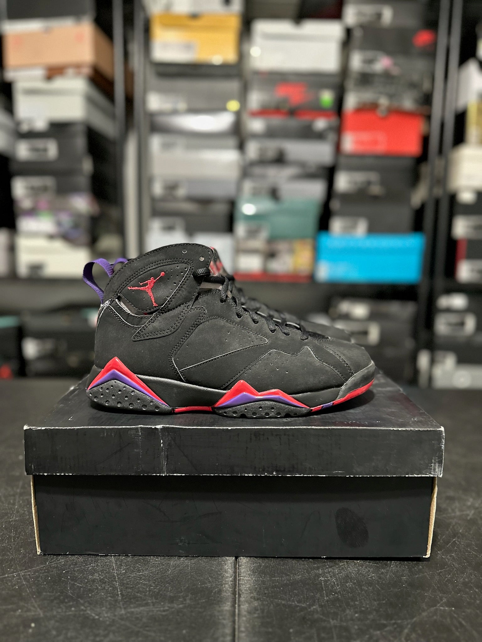 Size 7.5 - J7 Raptors DS