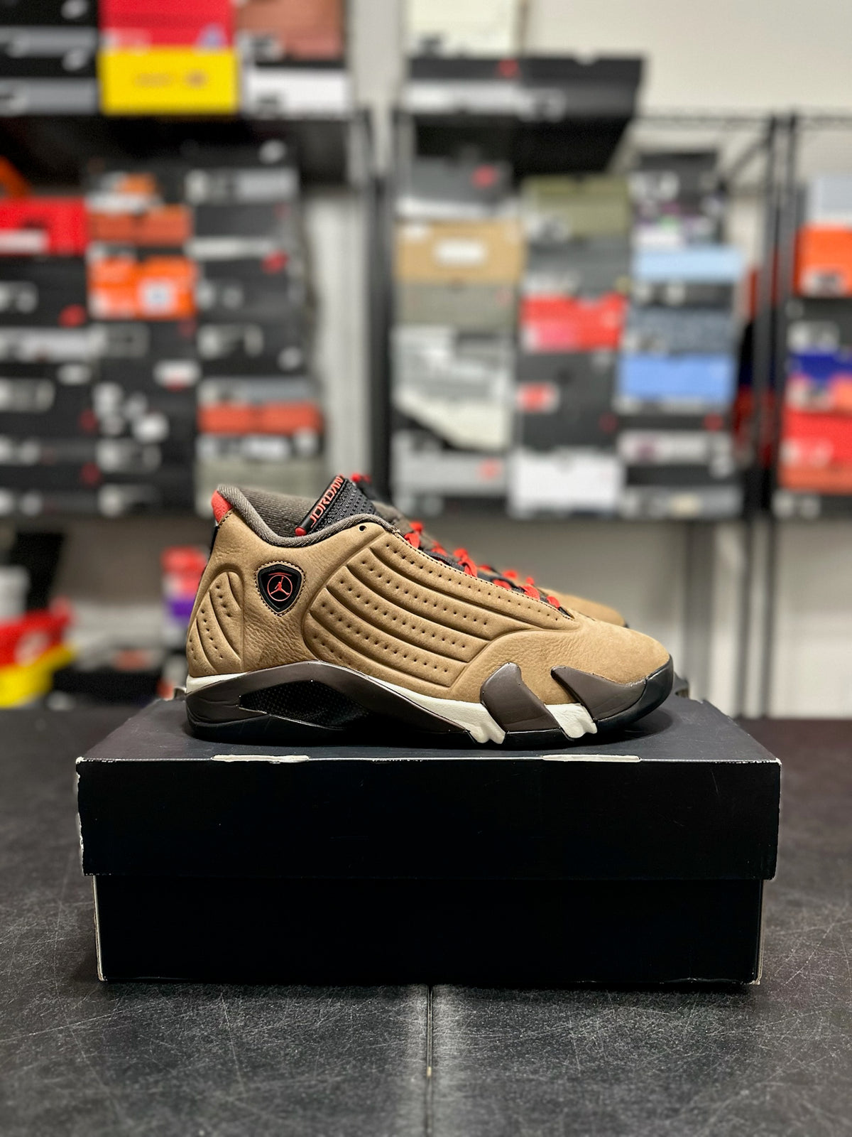 Size 9 - j14 winterized archaeo brown