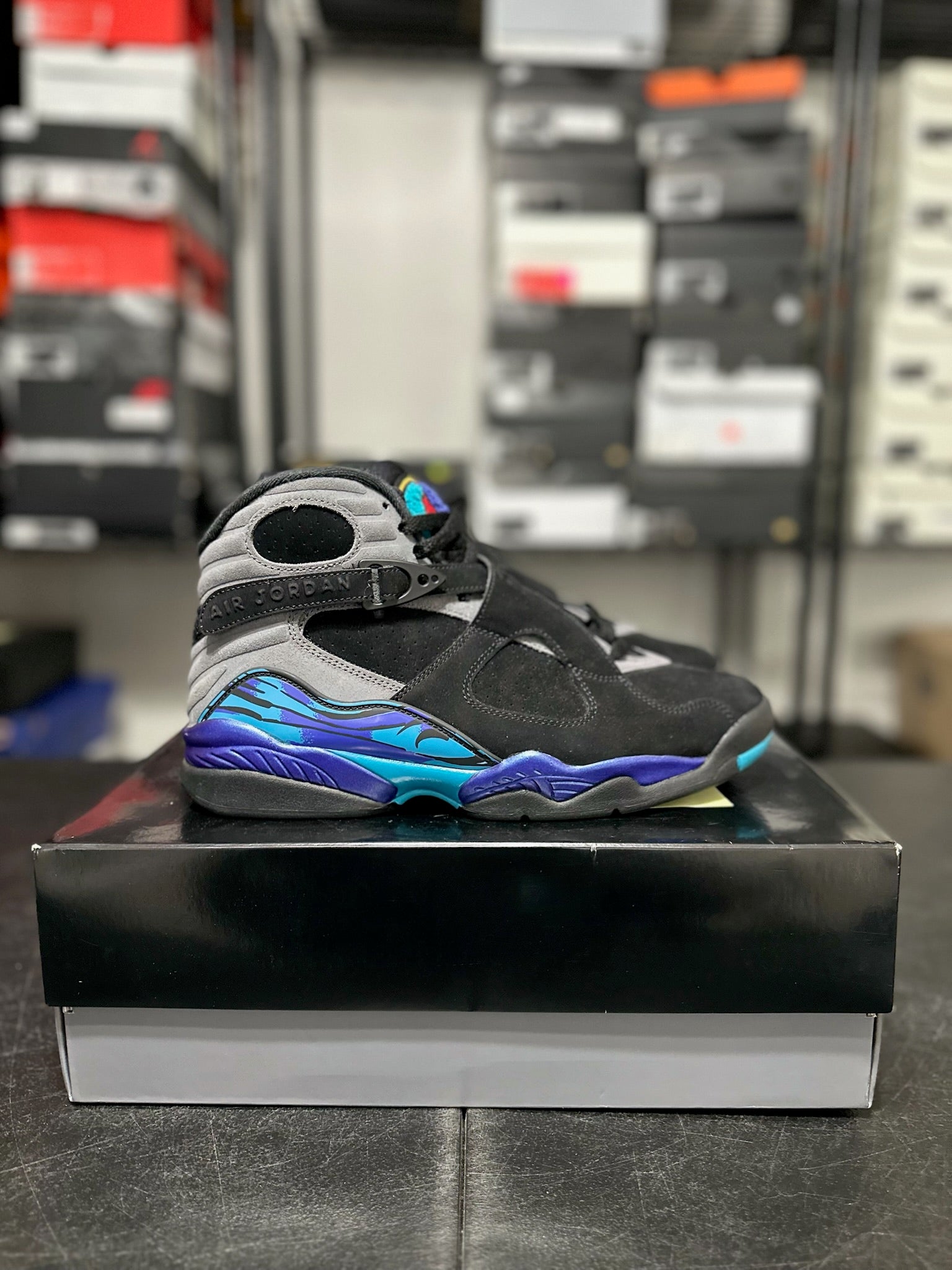 Size 9.5 - J8 Aqua