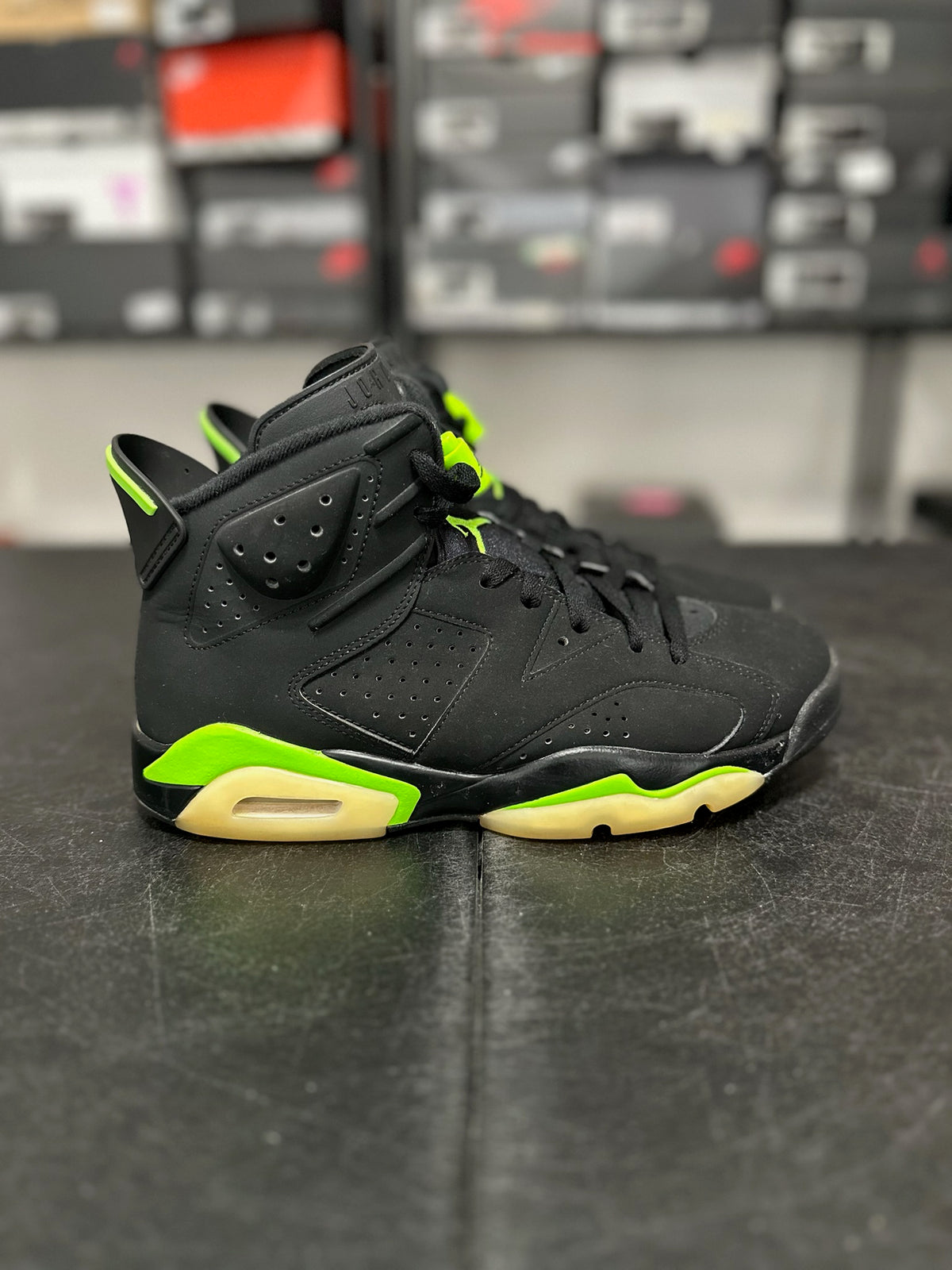Size 8.5 - j6 electric green