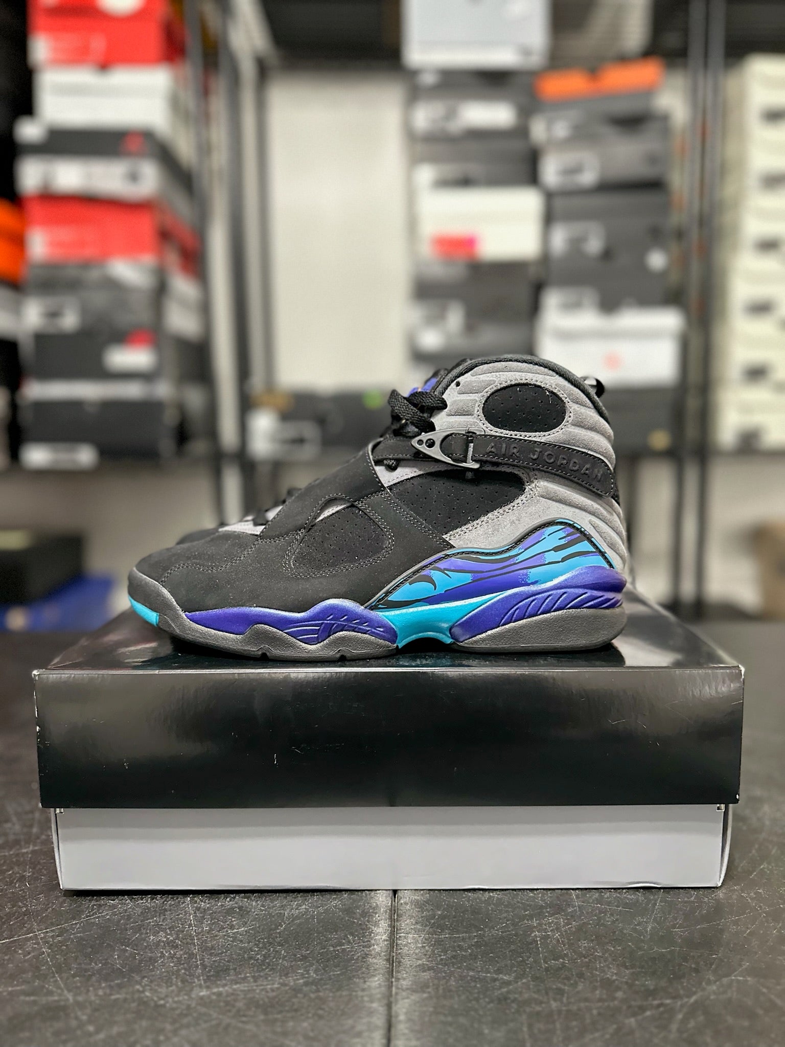 Size 9.5 - J8 Aqua