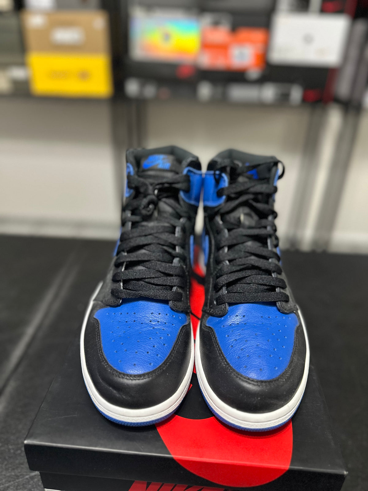 Size 11 - J1 Royal 2017