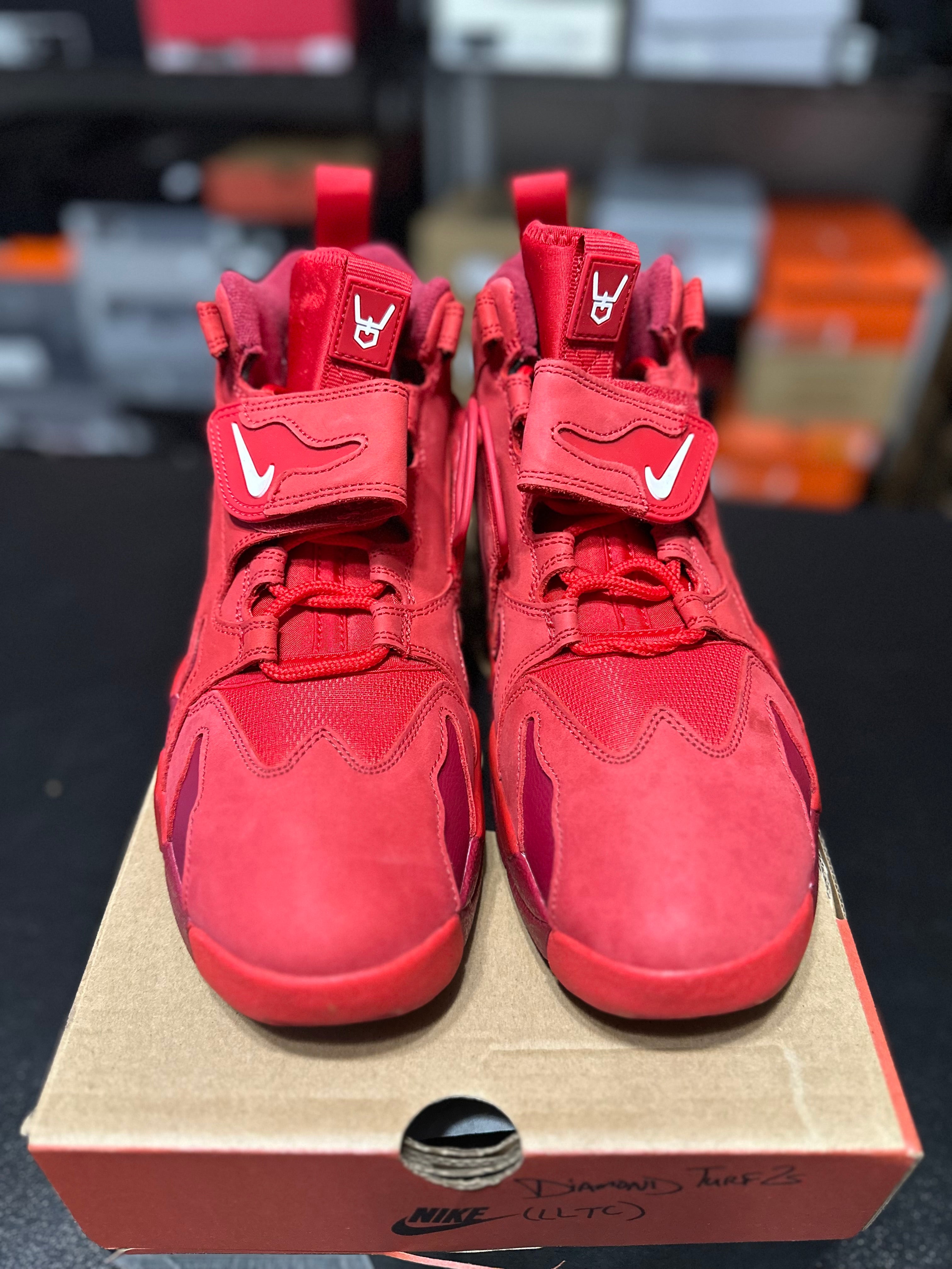 Size 10.5 - Nike air DT Max ‘96 university red