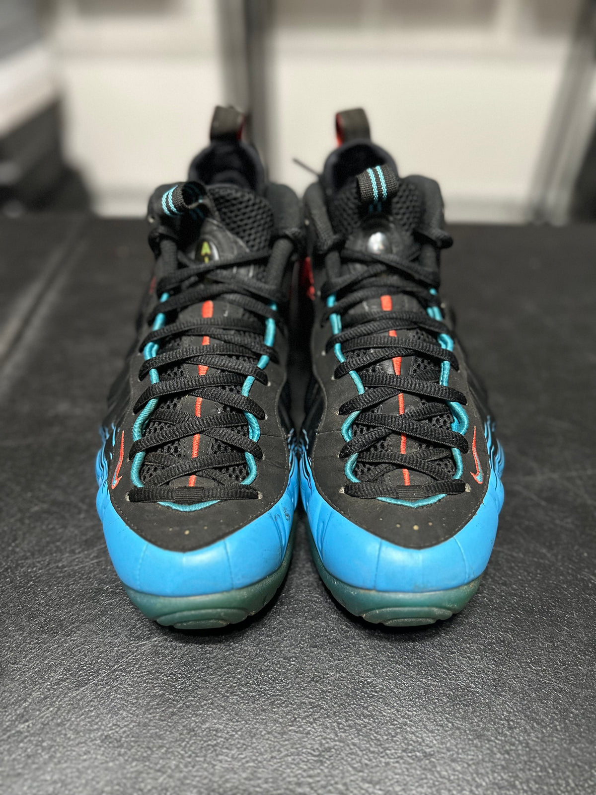 Size 11 - Foamposite pro Spider-Man