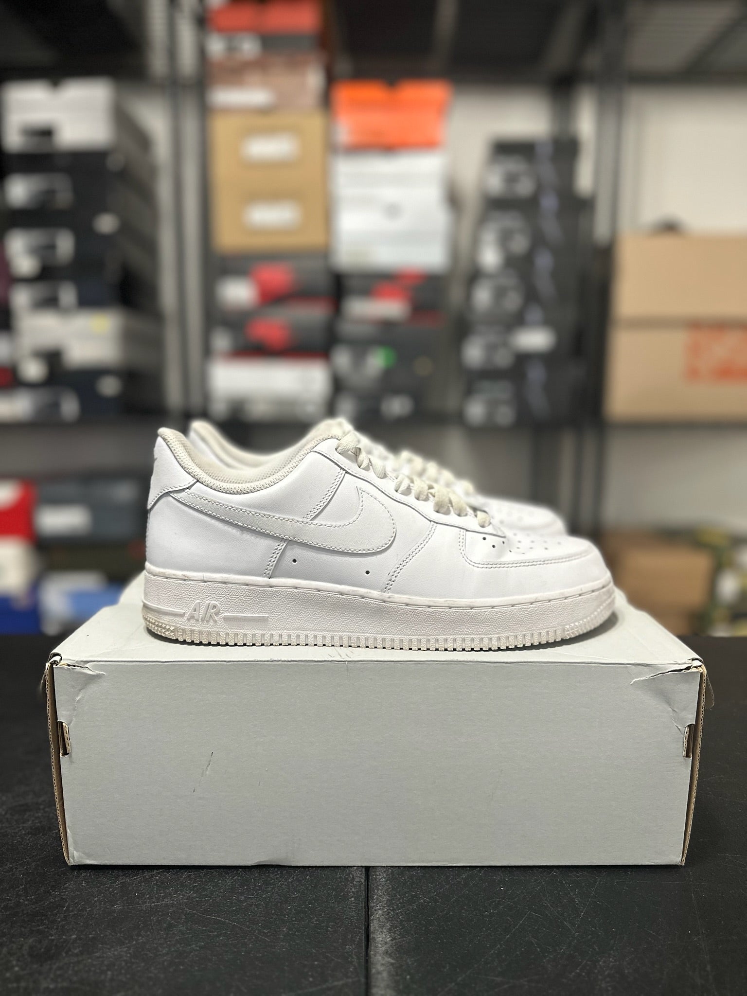 Size 8.5 - AF 1 White