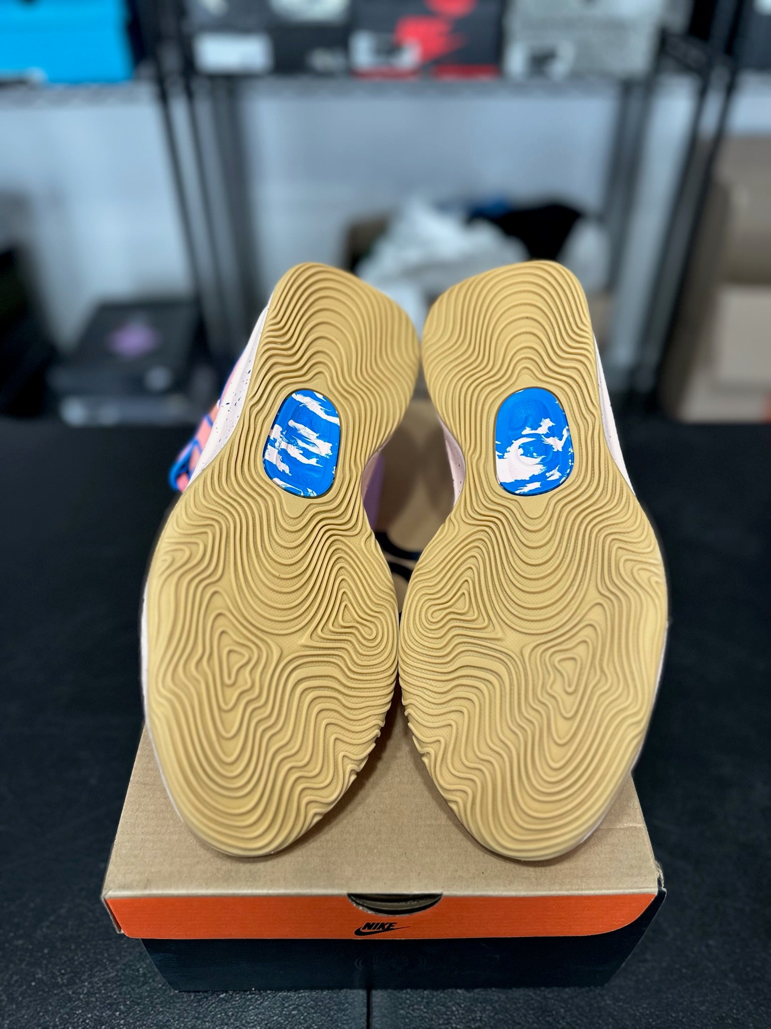 Size 11.5 - KD 18 Atomic Pink DS