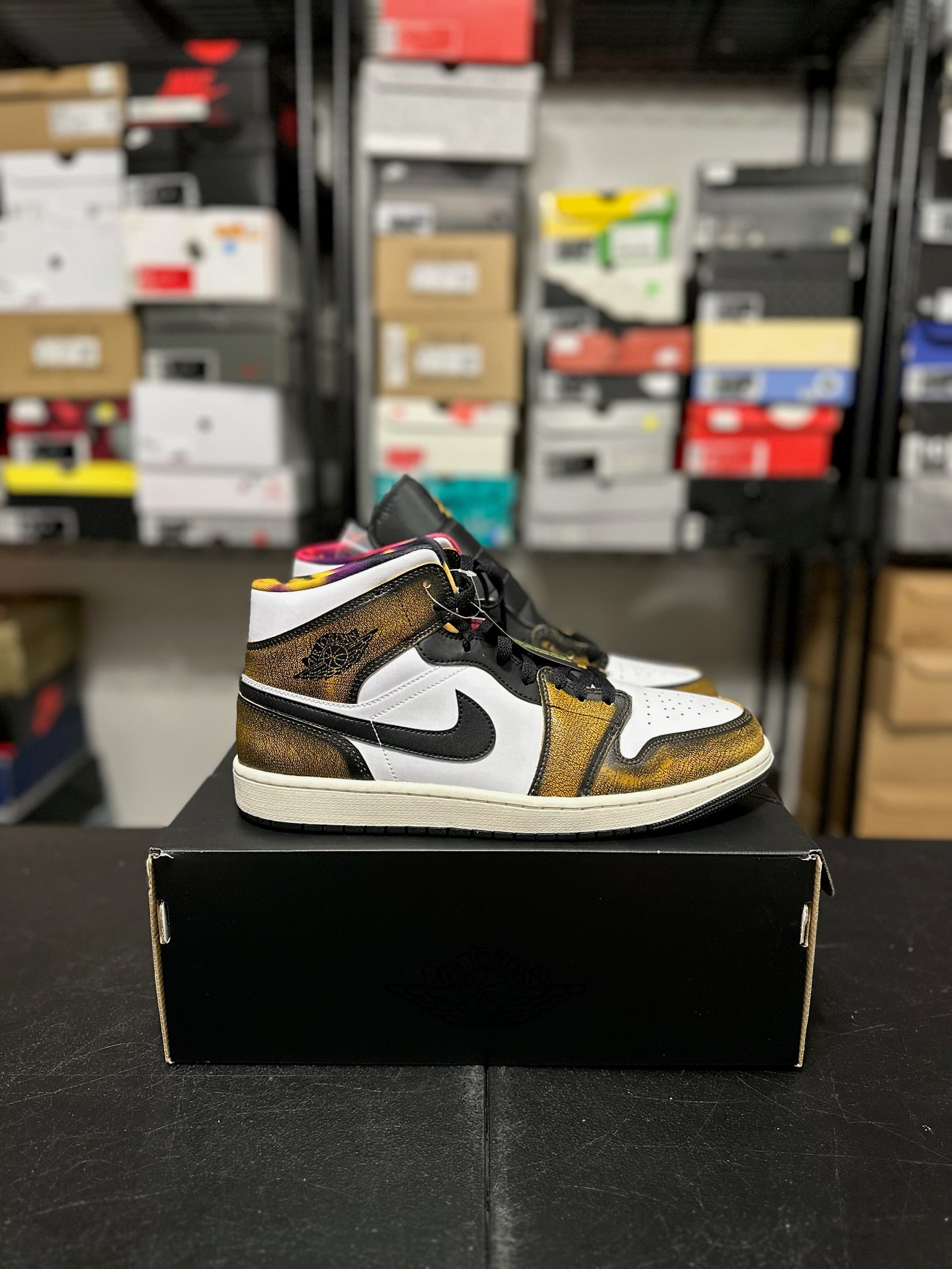 Size 13 - J1 Mid Orange Wear Away DS