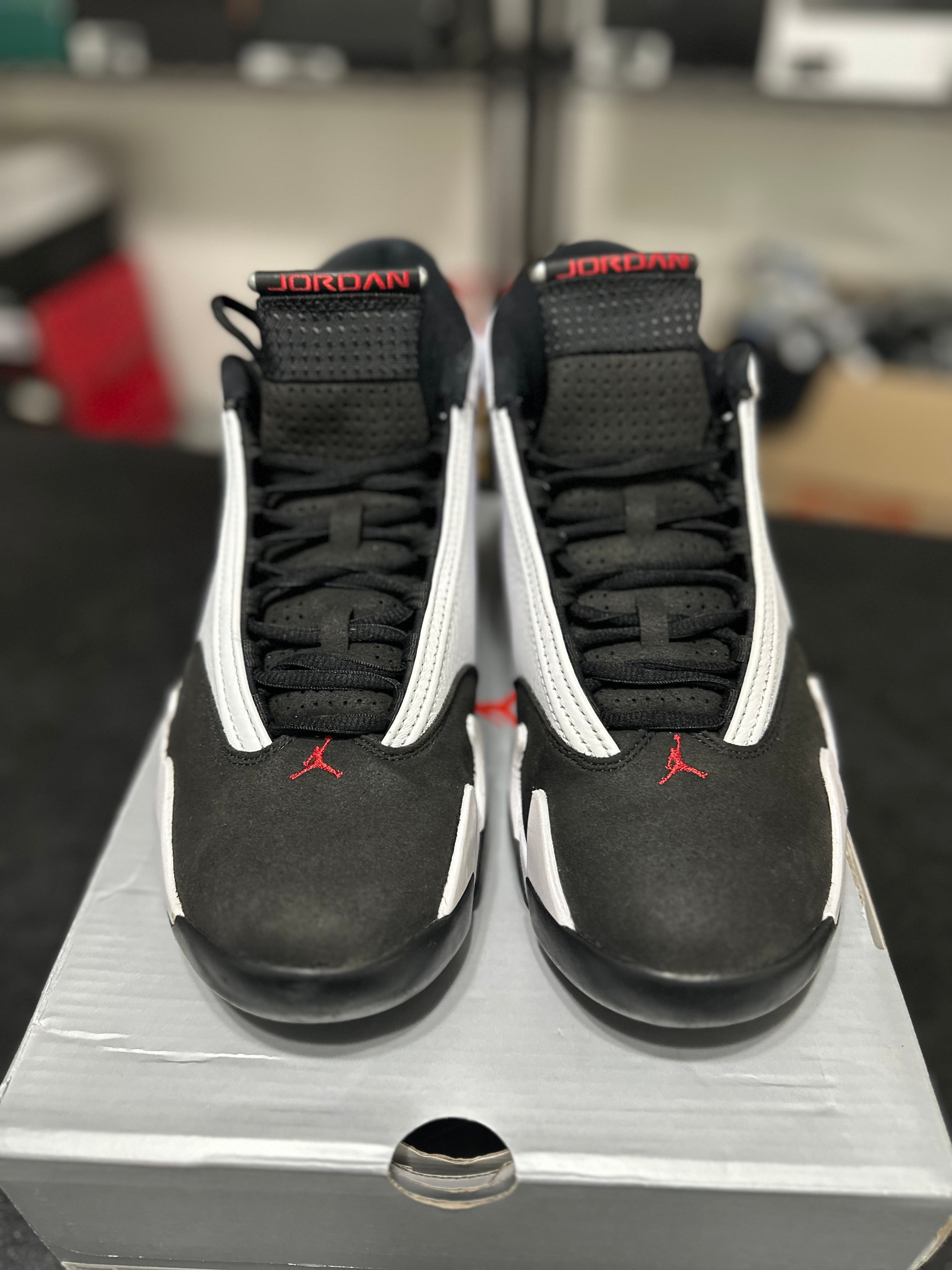 Size 10.5 - J14 black toe