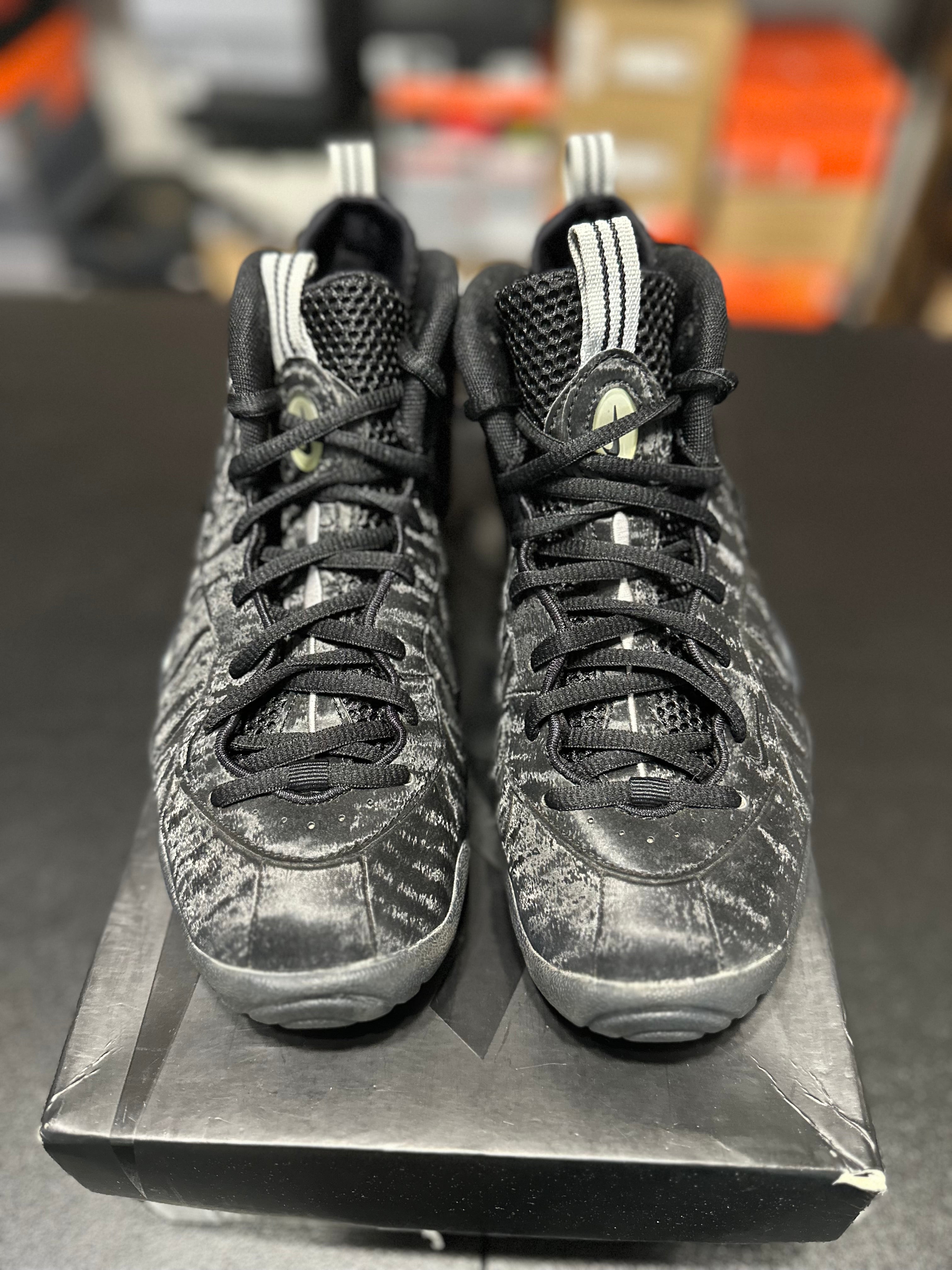 Size 5y - Nike little posite pro gs black