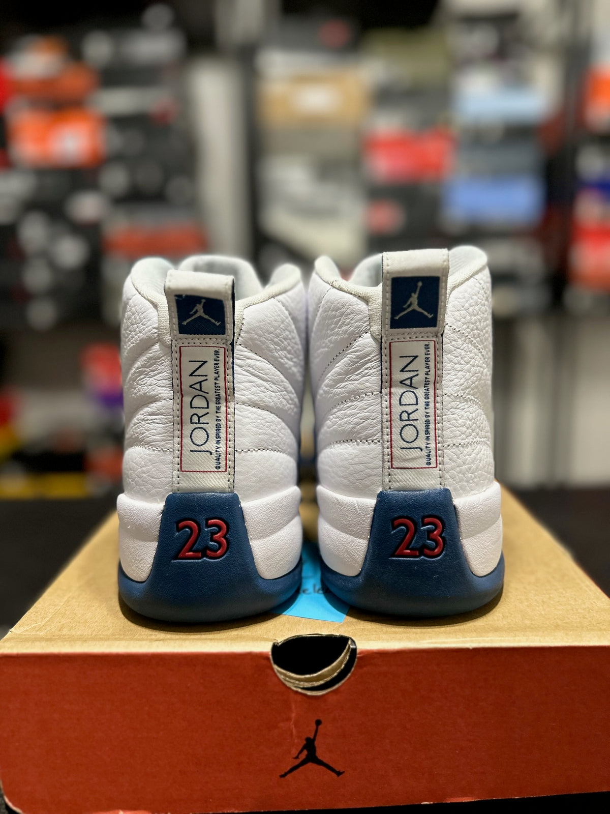 Size 9 - j12 French blue