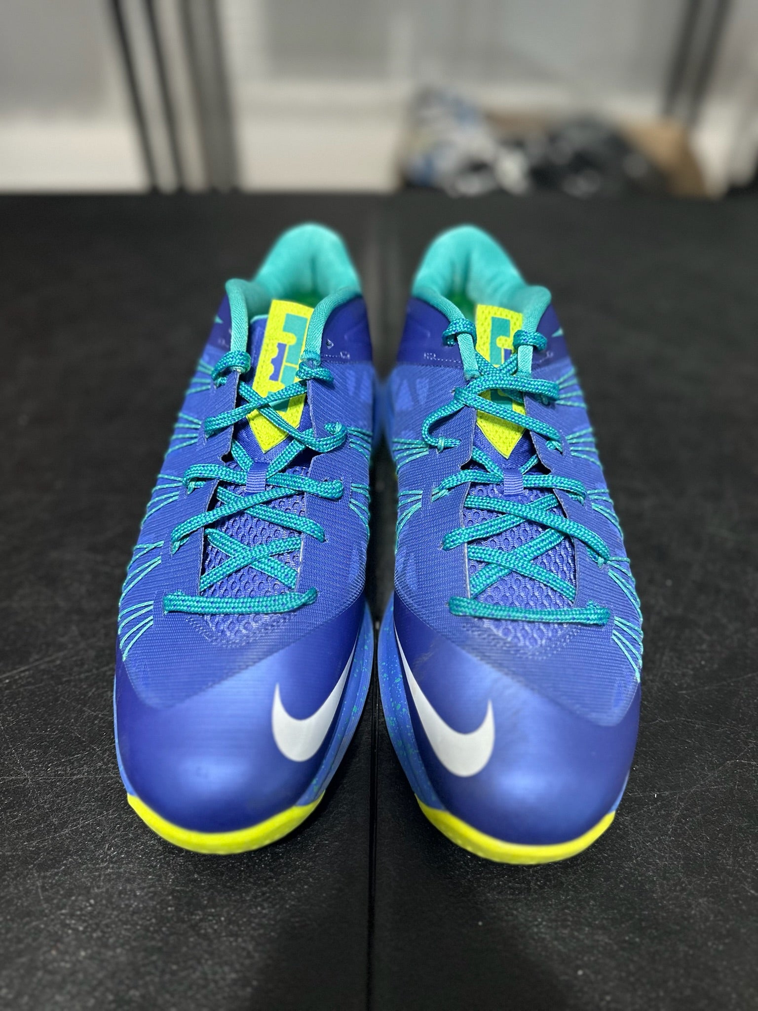 Size 11 - LeBron 10 Low Sprite