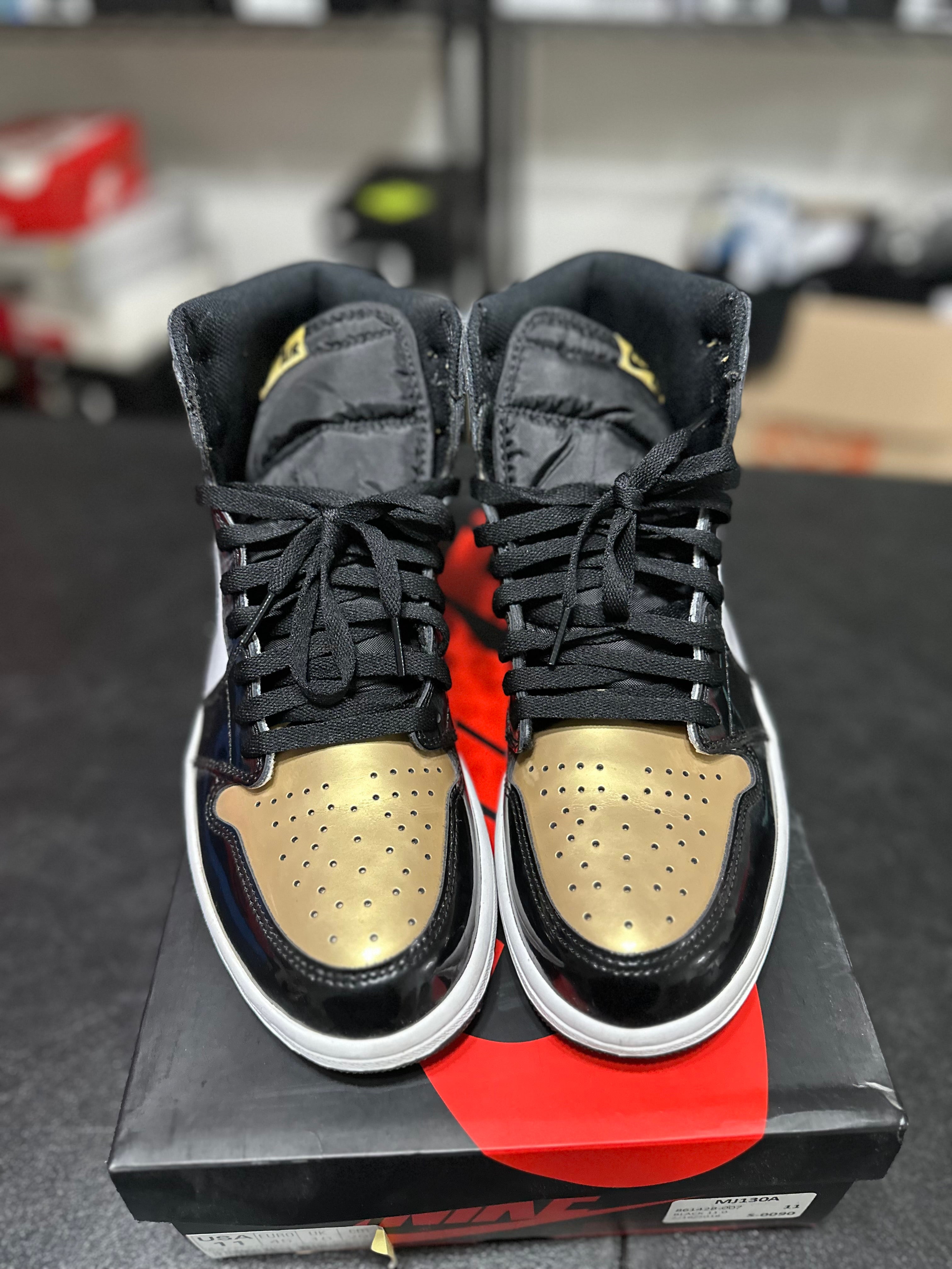 Size 11 - J1 gold toe