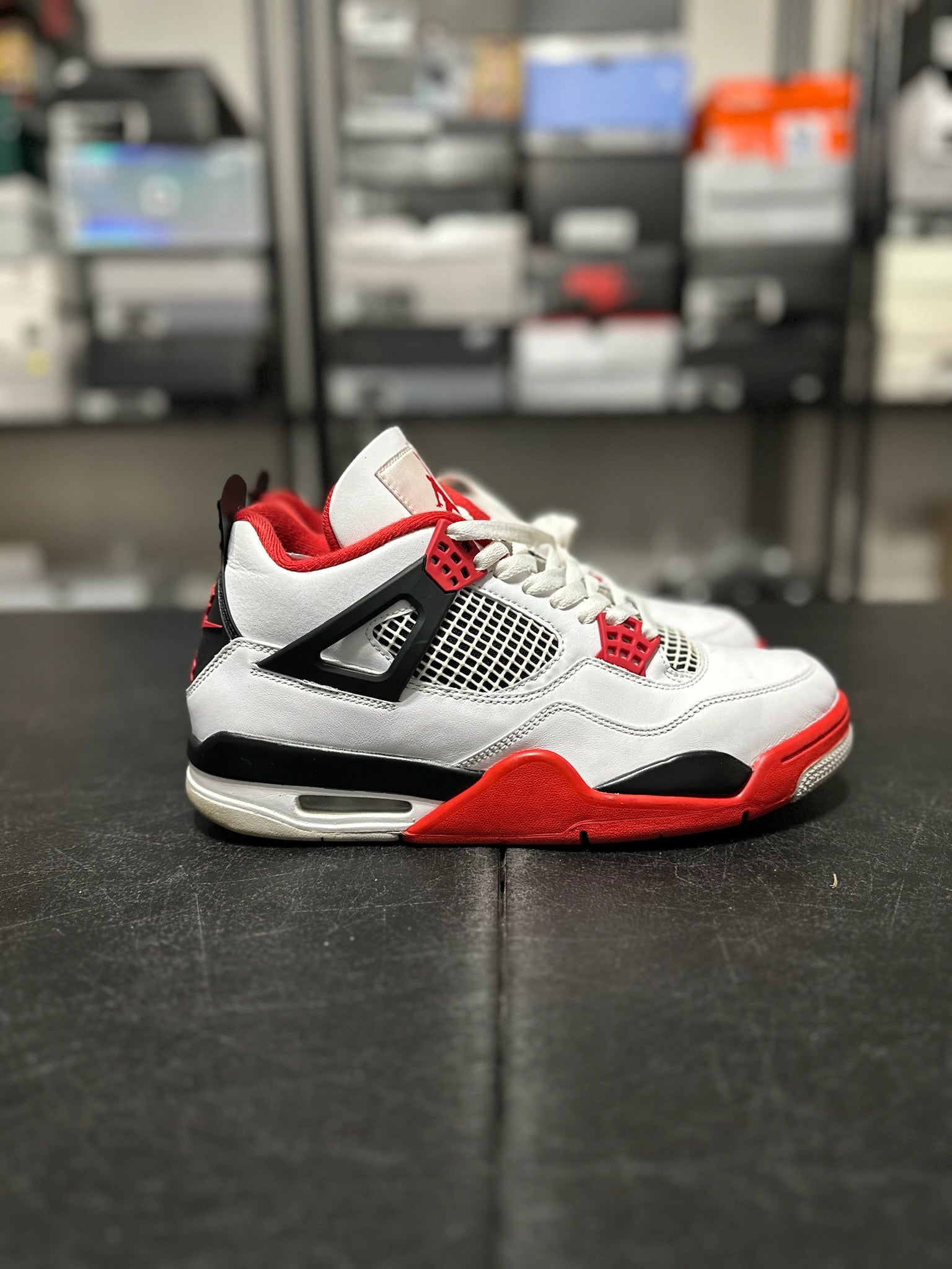 Size 9.5 - J4 Fire Red