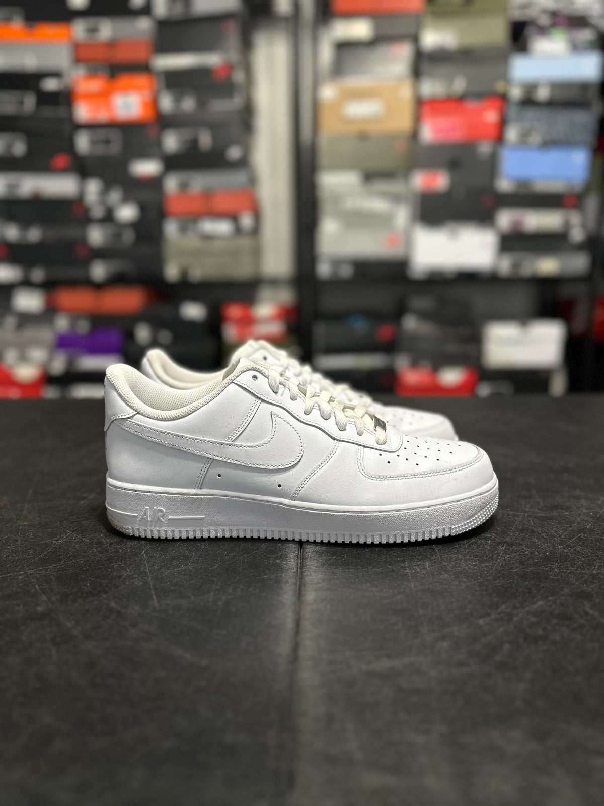 Size 11 - AF1 white