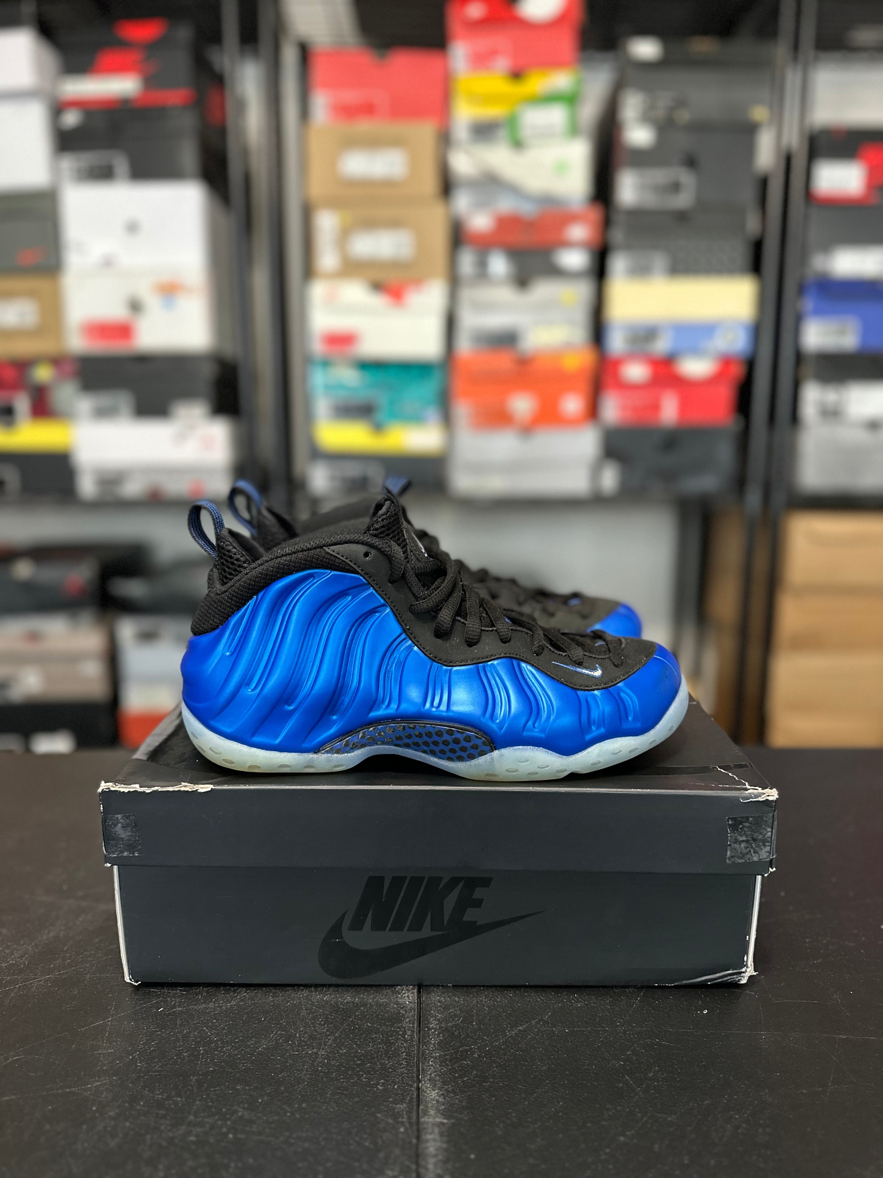 Size 8.5 - Foamposite Royal