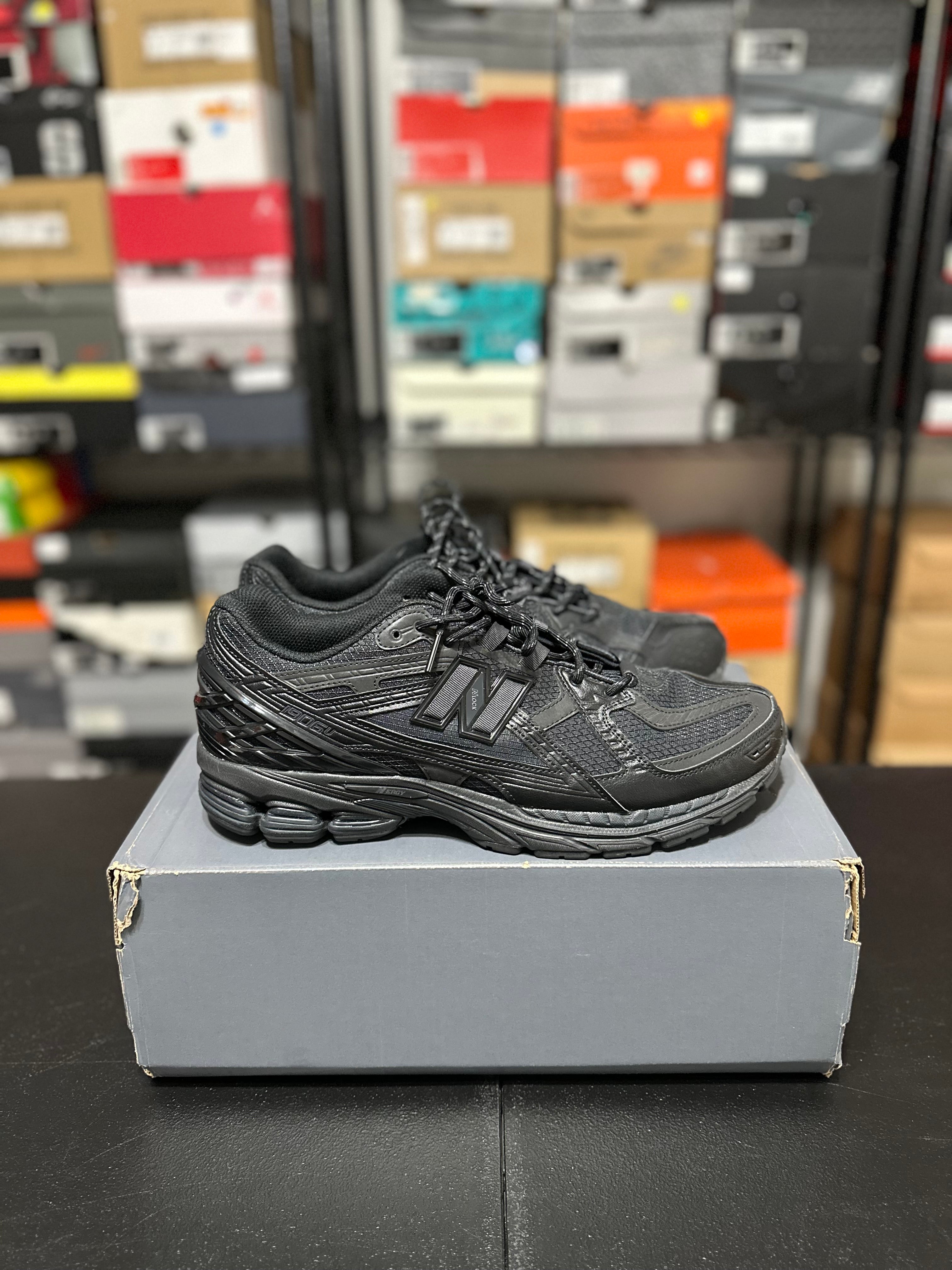 Size 12 - NB 1906r black patent