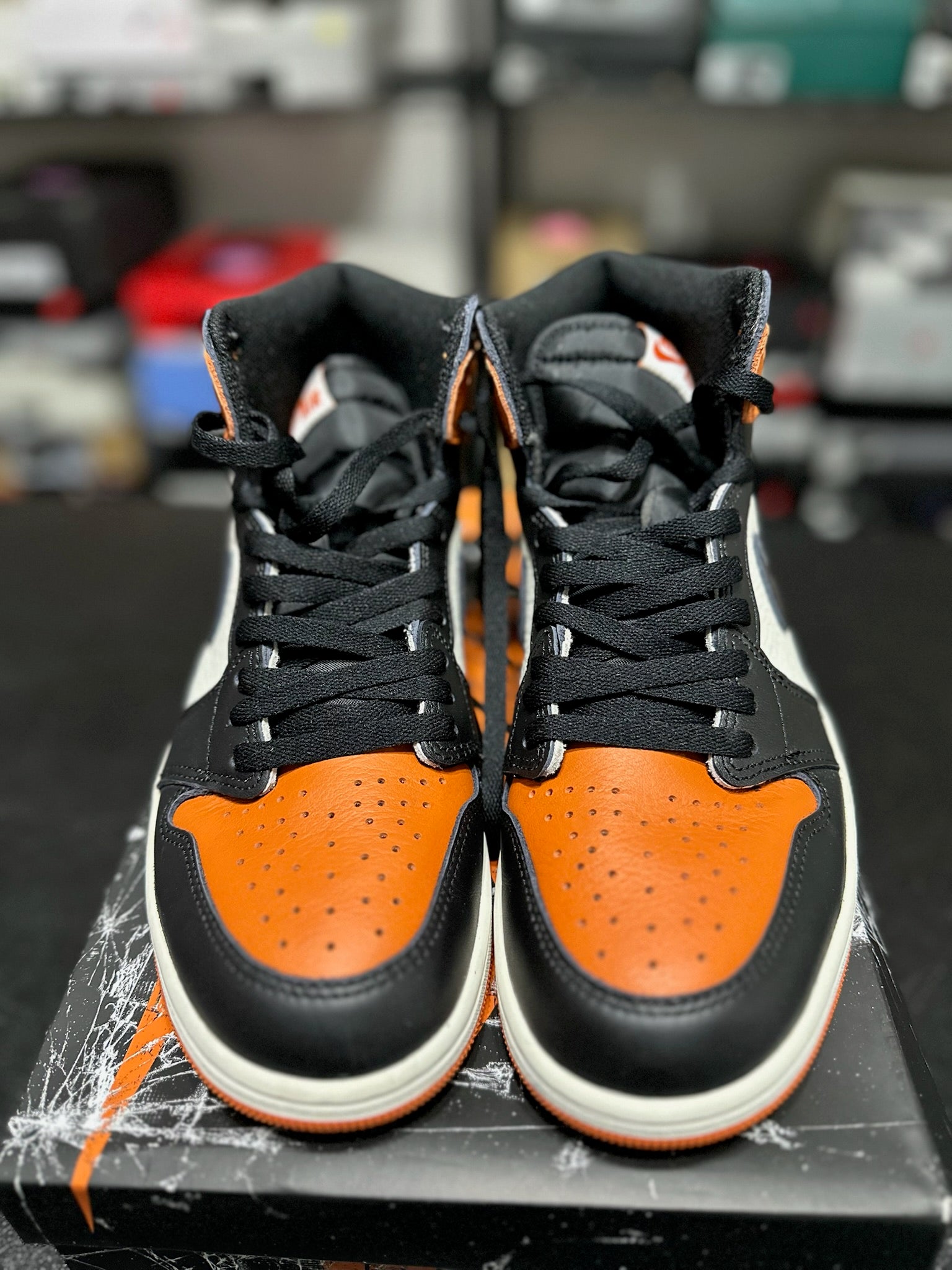 Size 9.5 - J1 Mid Shattered Backboard