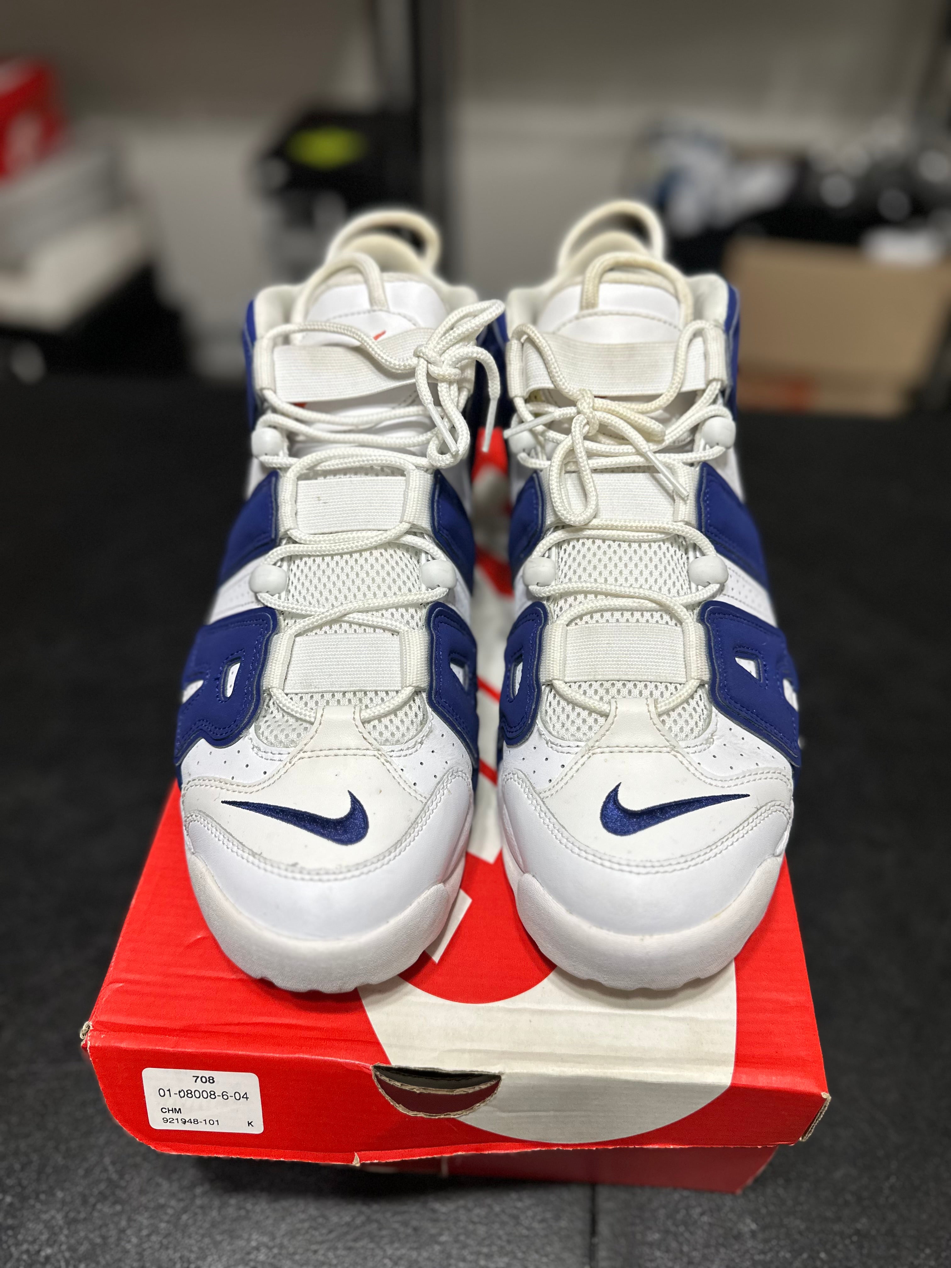 Size 11 - air more uptempo 96 Knicks