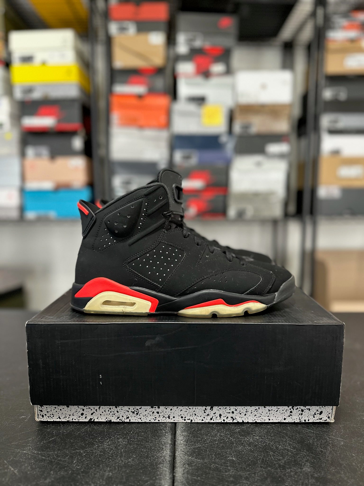 Size 11 - J6 Infrared Black