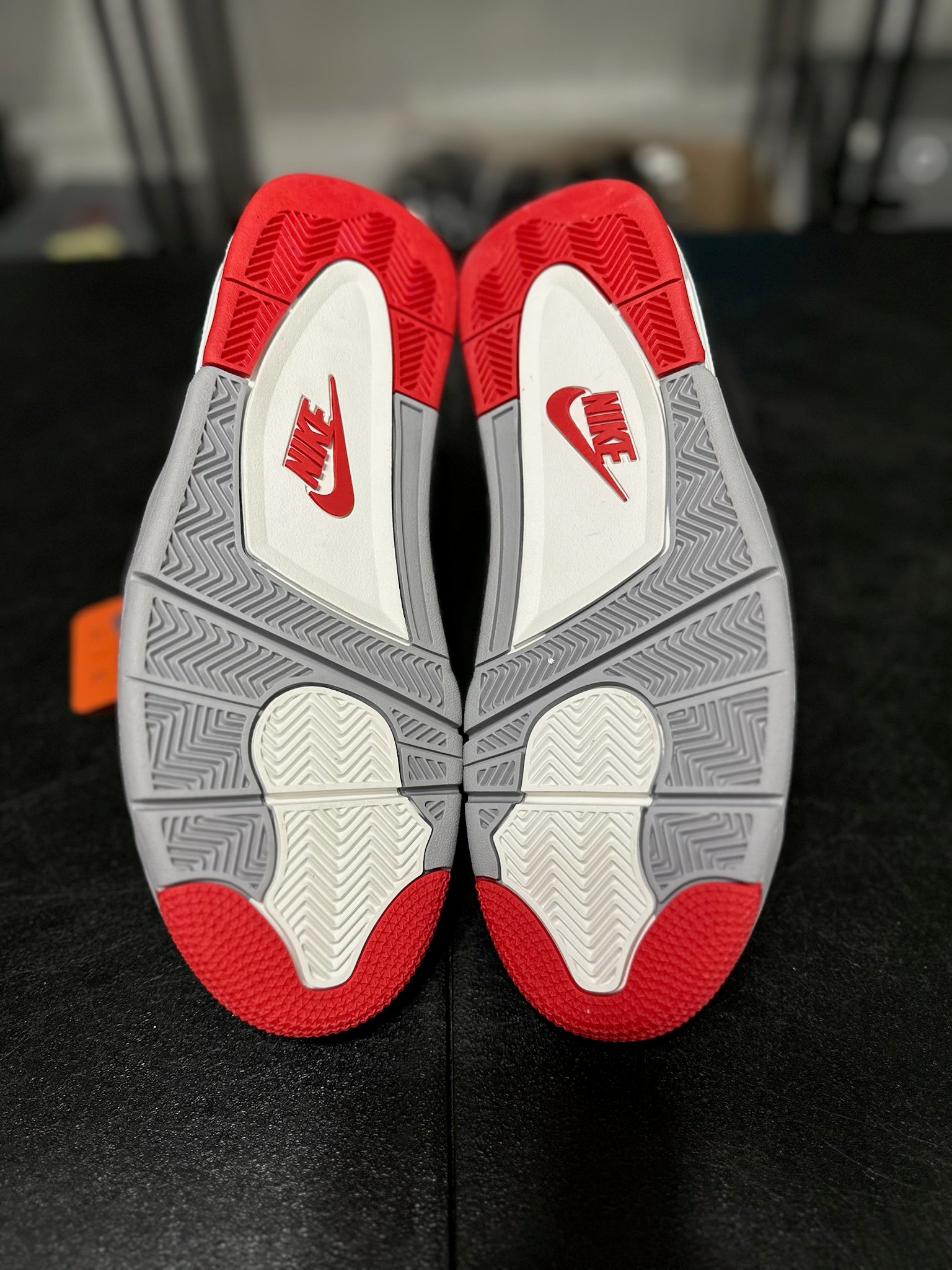 Size 11 - J4 Bred 2019 DS