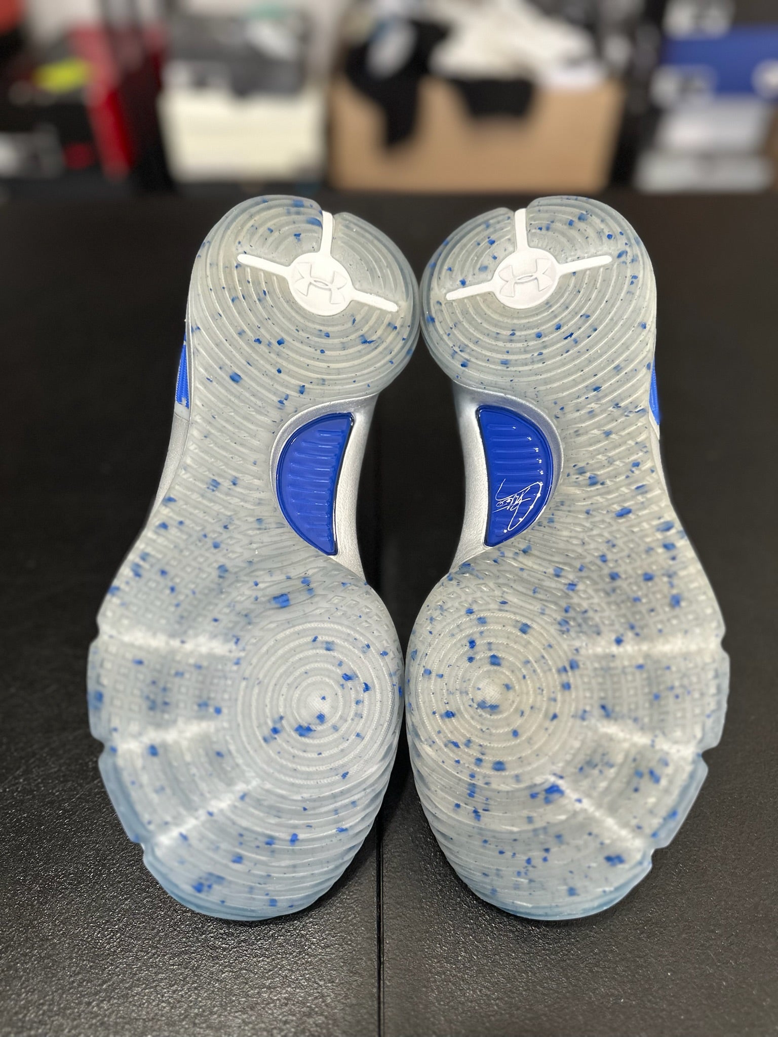 Size 9.5 - Curry 4 Blue/White DS