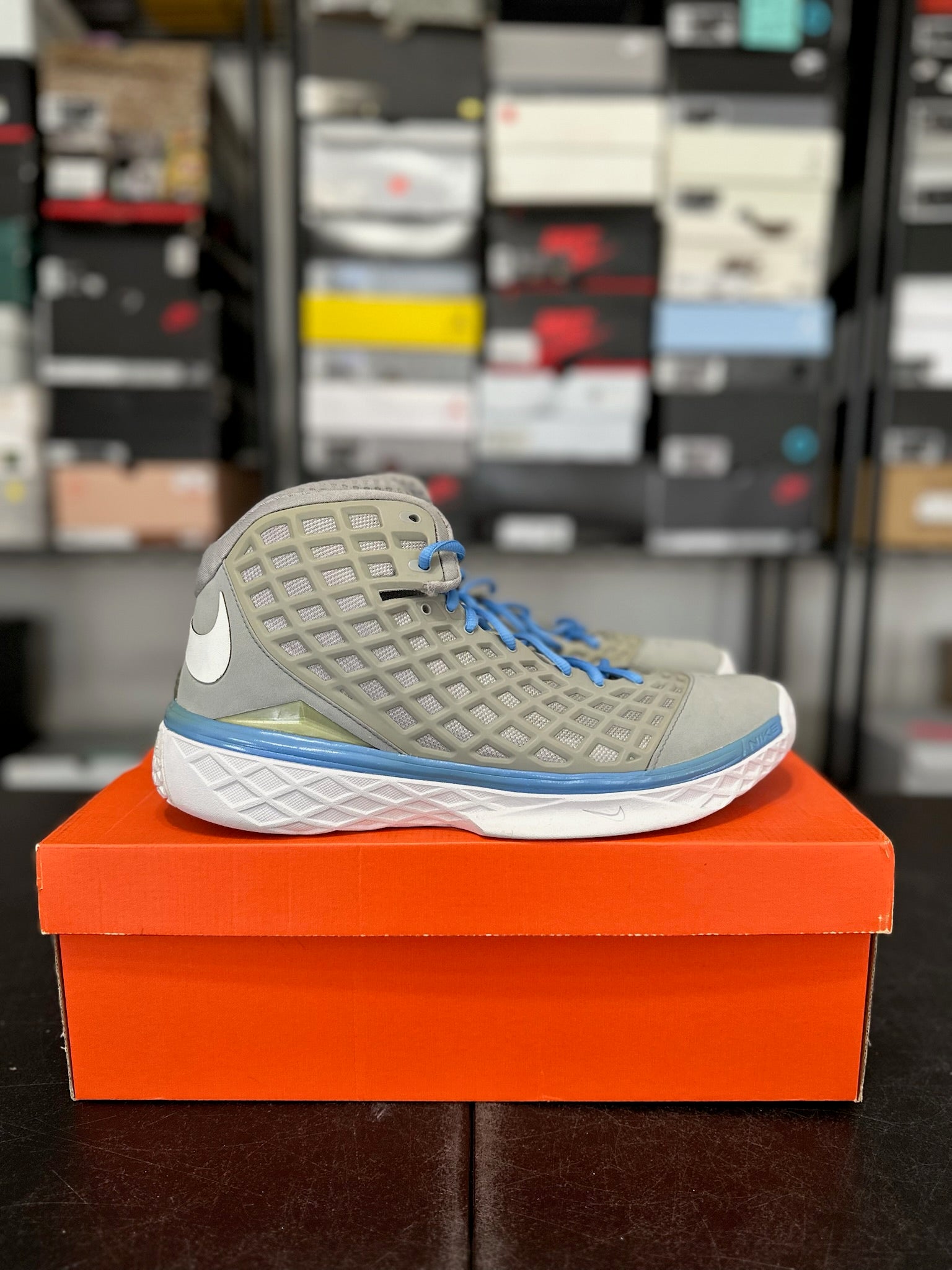 Size 12 - Kobe 3 MPLS Medium Grey