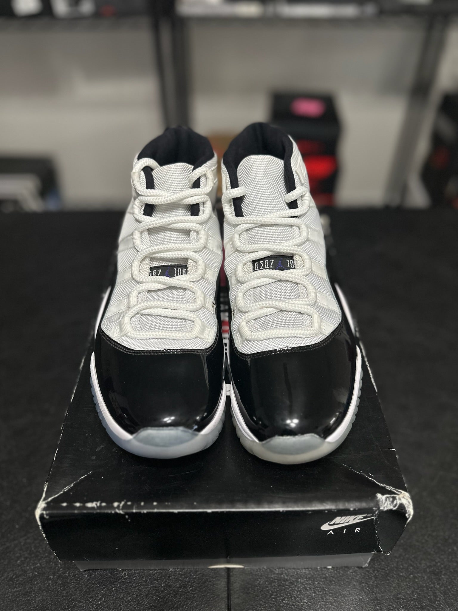 Size 8.5 - J11 Concord