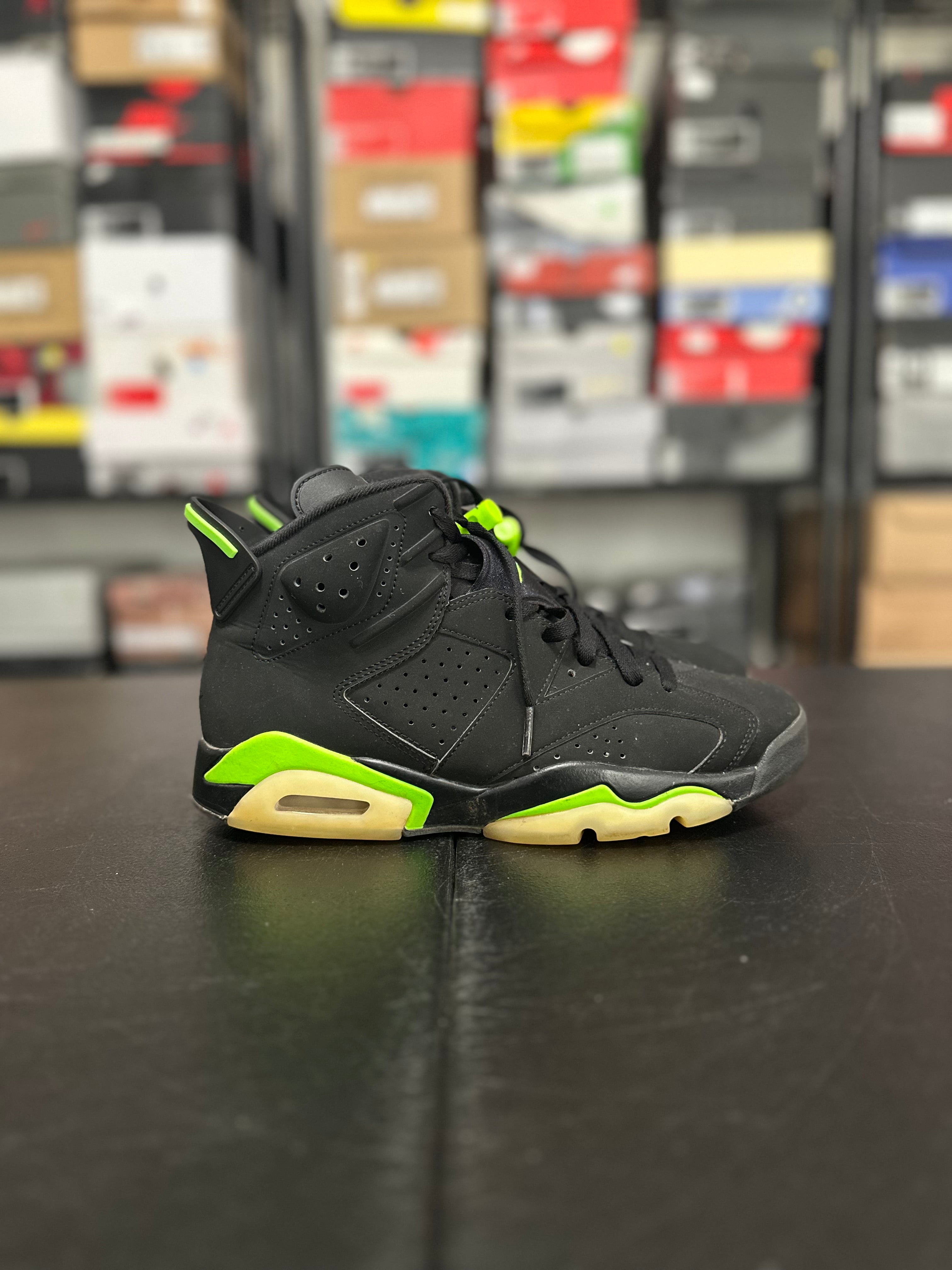 Size 8 - J6 electric green