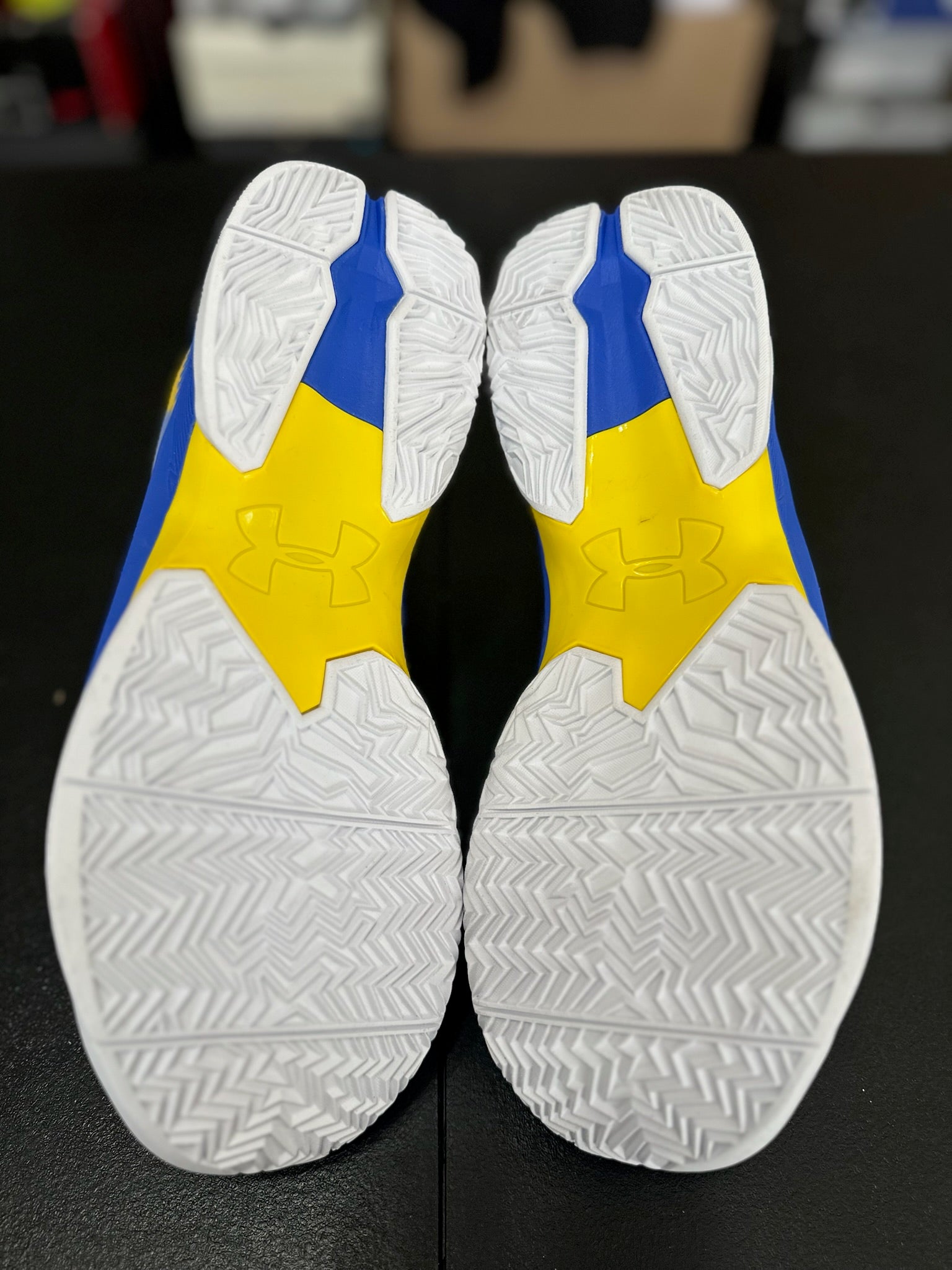 Size 9.5 - Curry 2.5 Blue/White DS